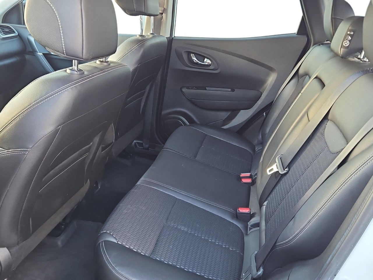 Renault Kadjar 2018, bild 7/8