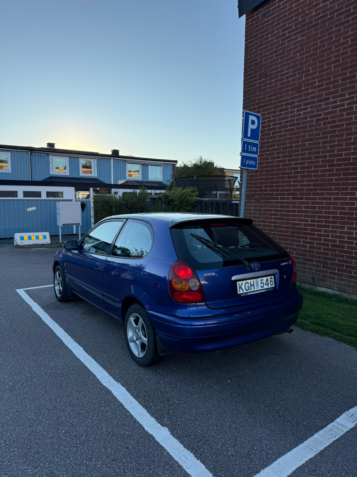 Toyota Corolla 1999, bild 3/7