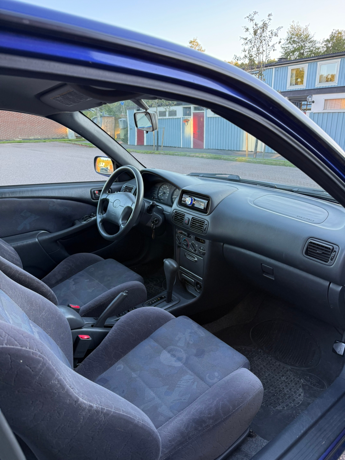 Toyota Corolla 1999, bild 6/7