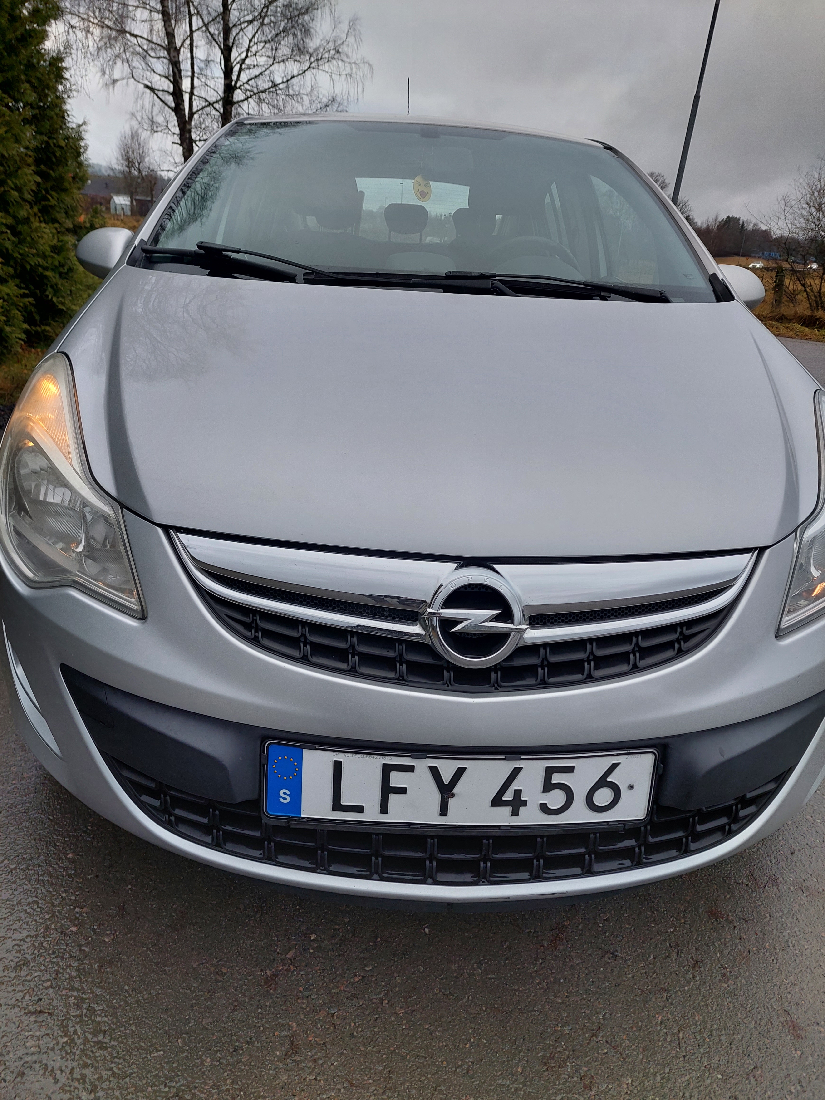 Opel Corsa 2011, bild 4/9
