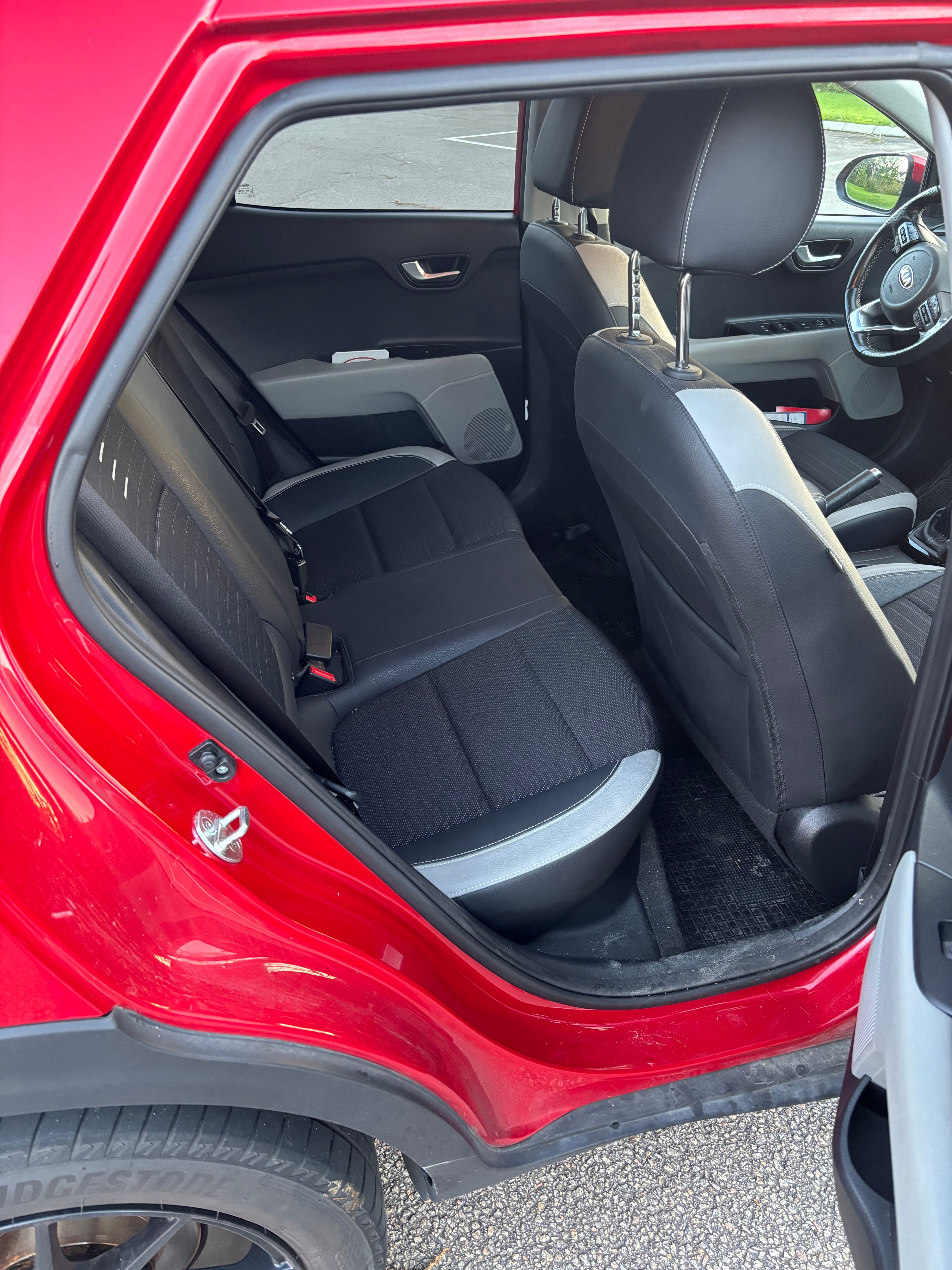 Kia Stonic 1.0 T-GDI Manuell 2018, bild 5/8