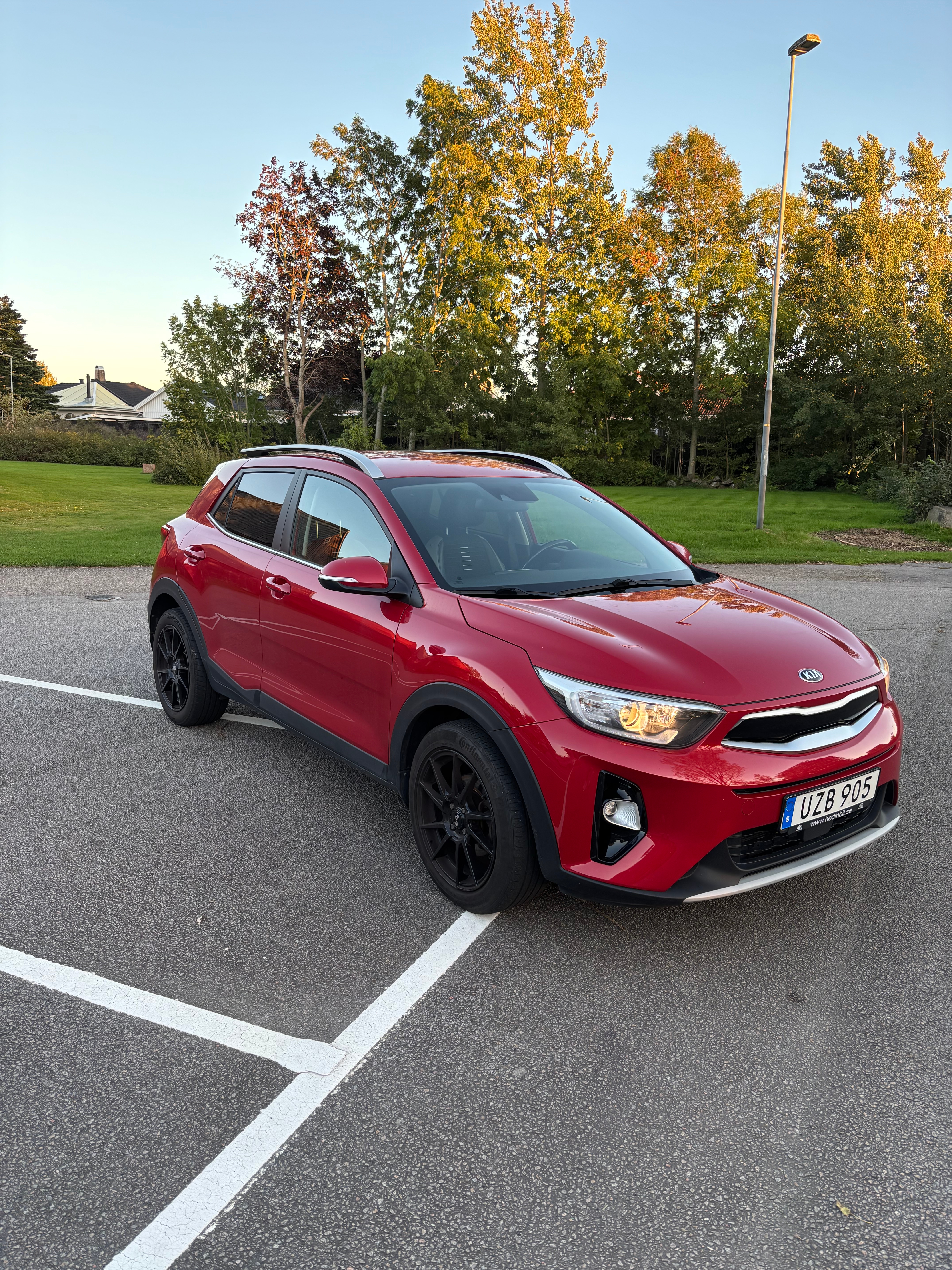 Kia Stonic 1.0 T-GDI Manuell 2018, bild 3/8