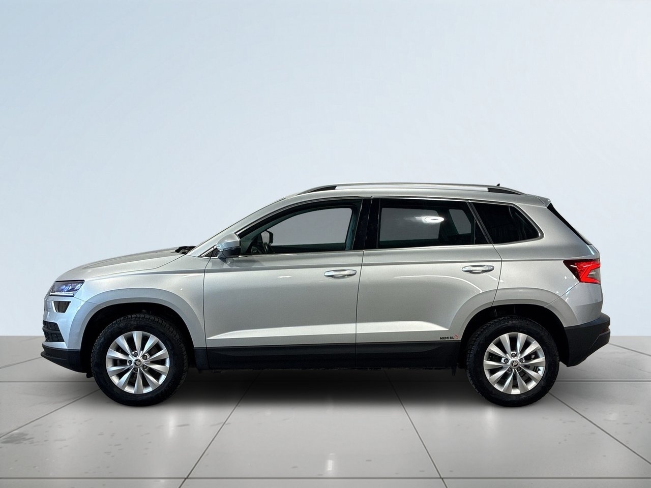 Skoda Karoq 1.0 TSI Style Drag Värmare 2021, bild 4/10