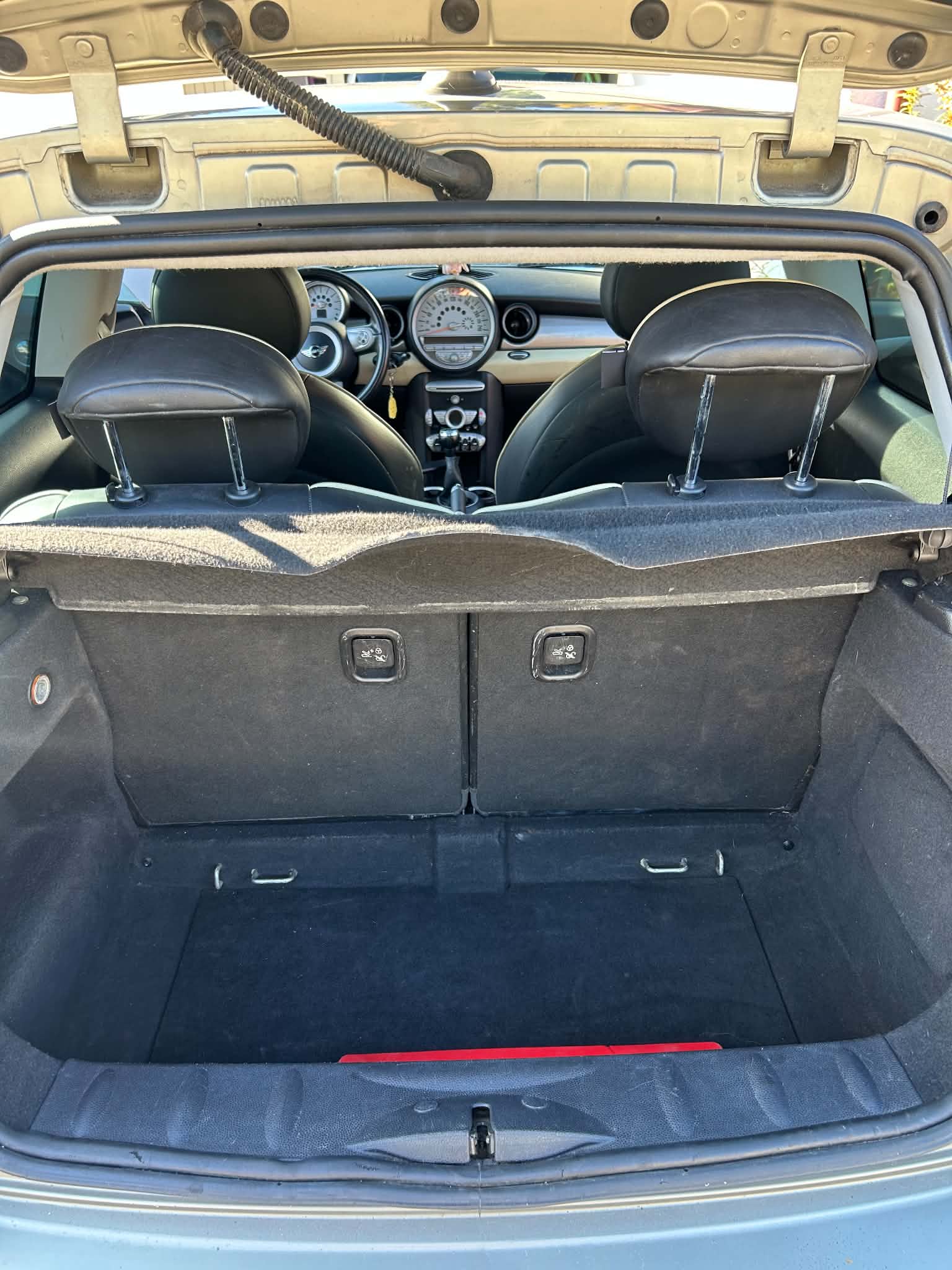 MINI Cooper Manuell 2007, bild 6/7