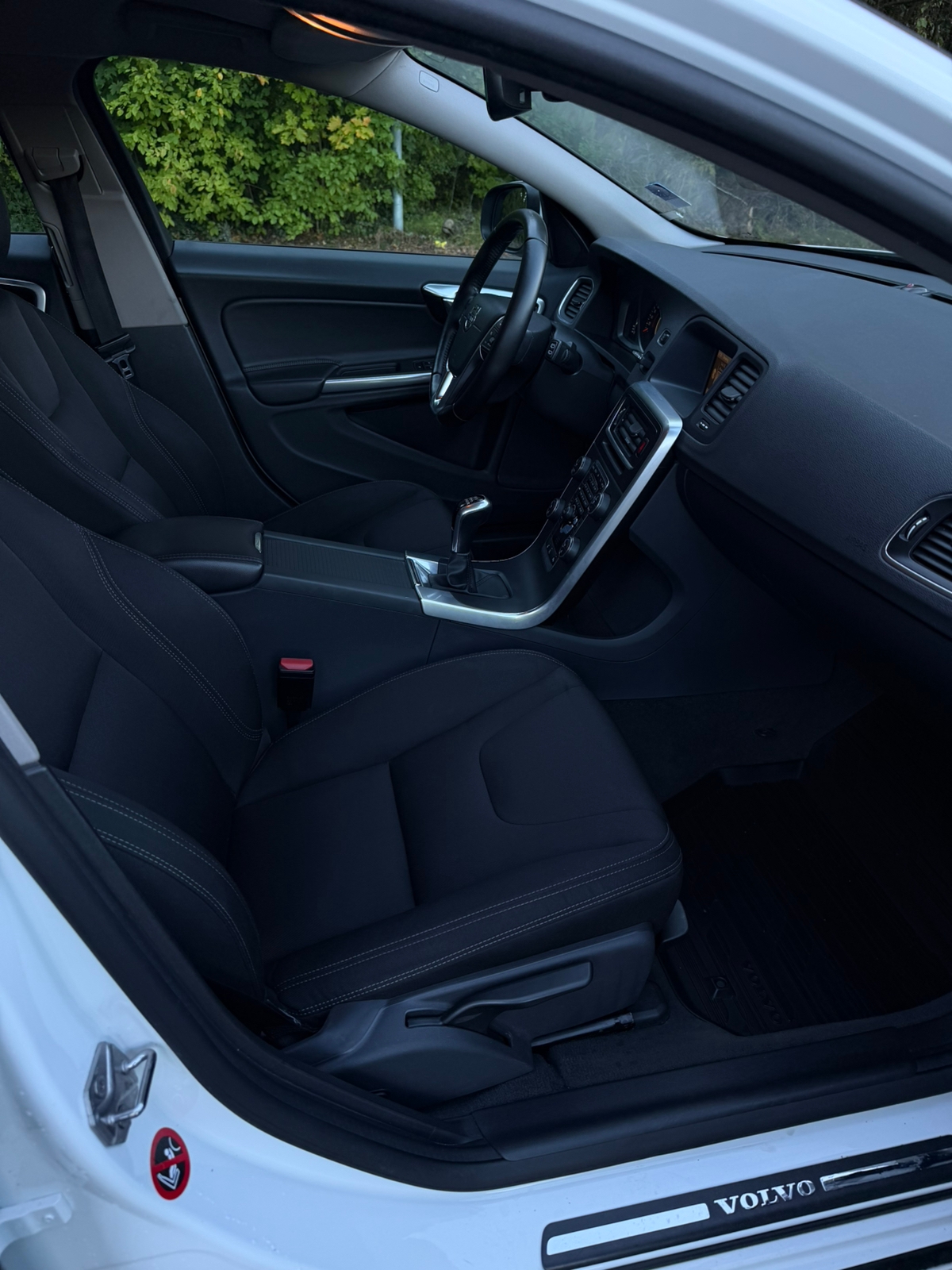 Volvo V60 T3 Manuell 2017, bild 4/7