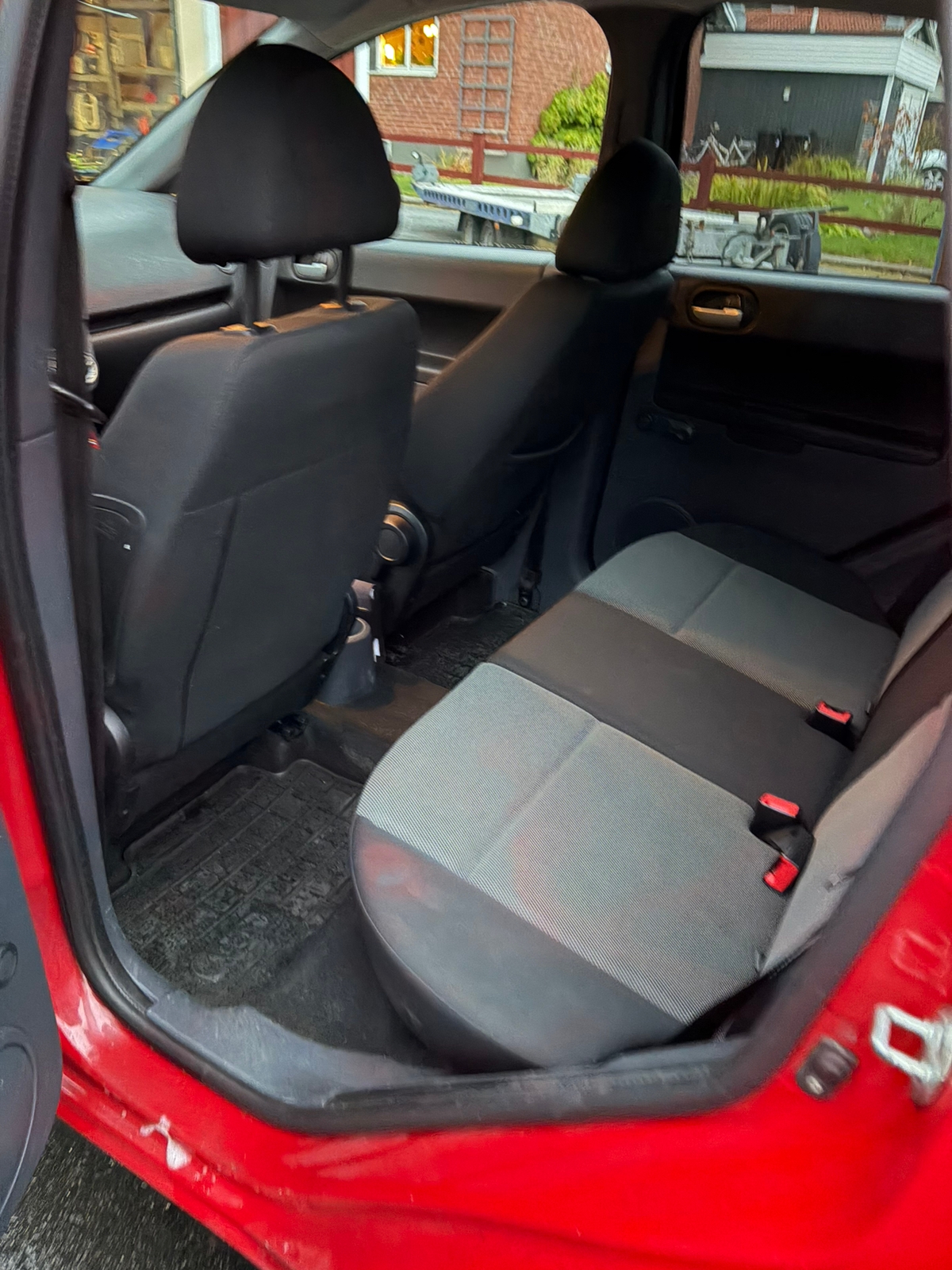 Mitsubishi Colt 2013, bild 5/6