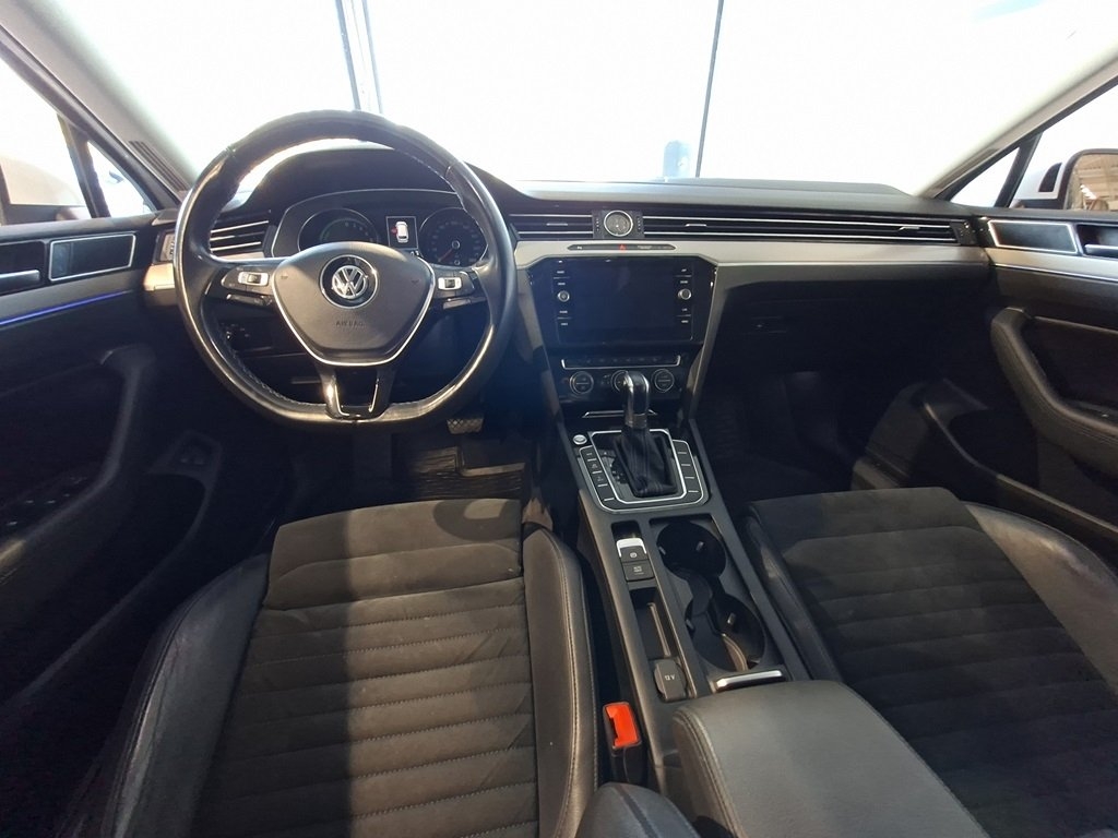Volkswagen Passat 2018, bild 7/10