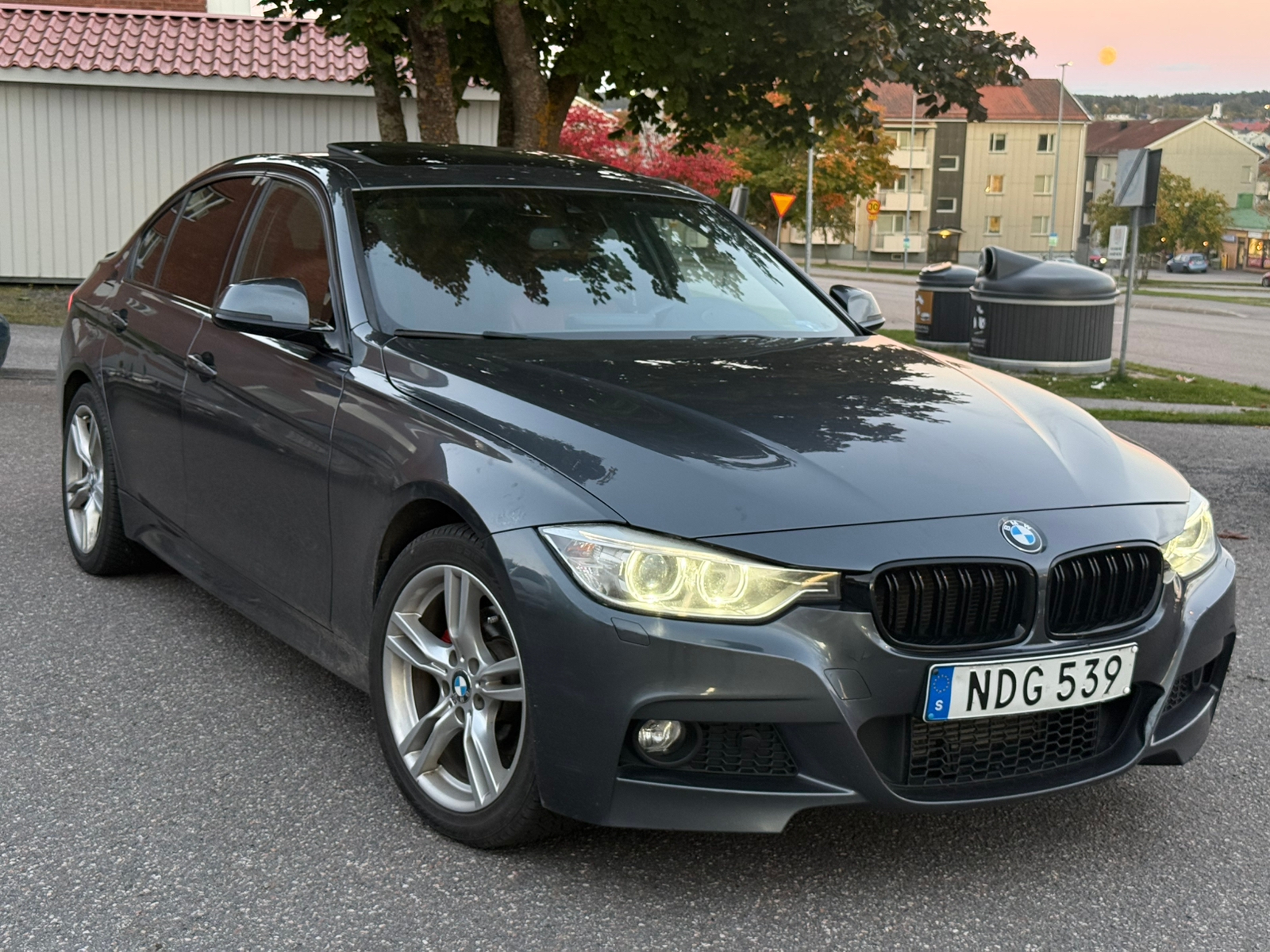 BMW 320 d xDrive Sedan Steptronic 2013, bild 6/7