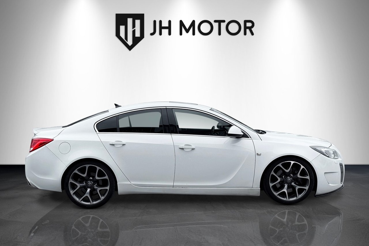 Opel Insignia 2011, bild 7/10