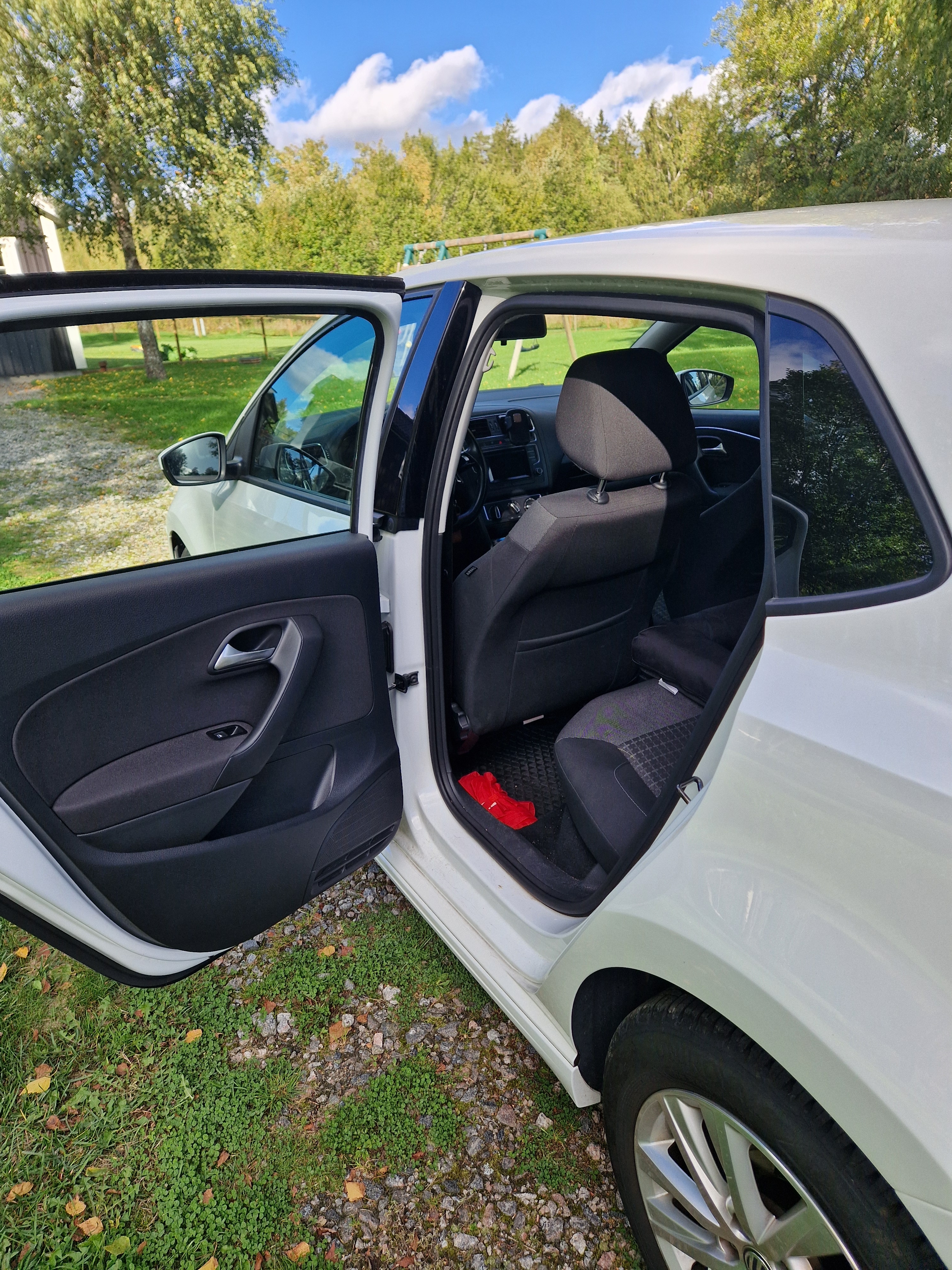 Volkswagen Polo 2017, photo 4/10