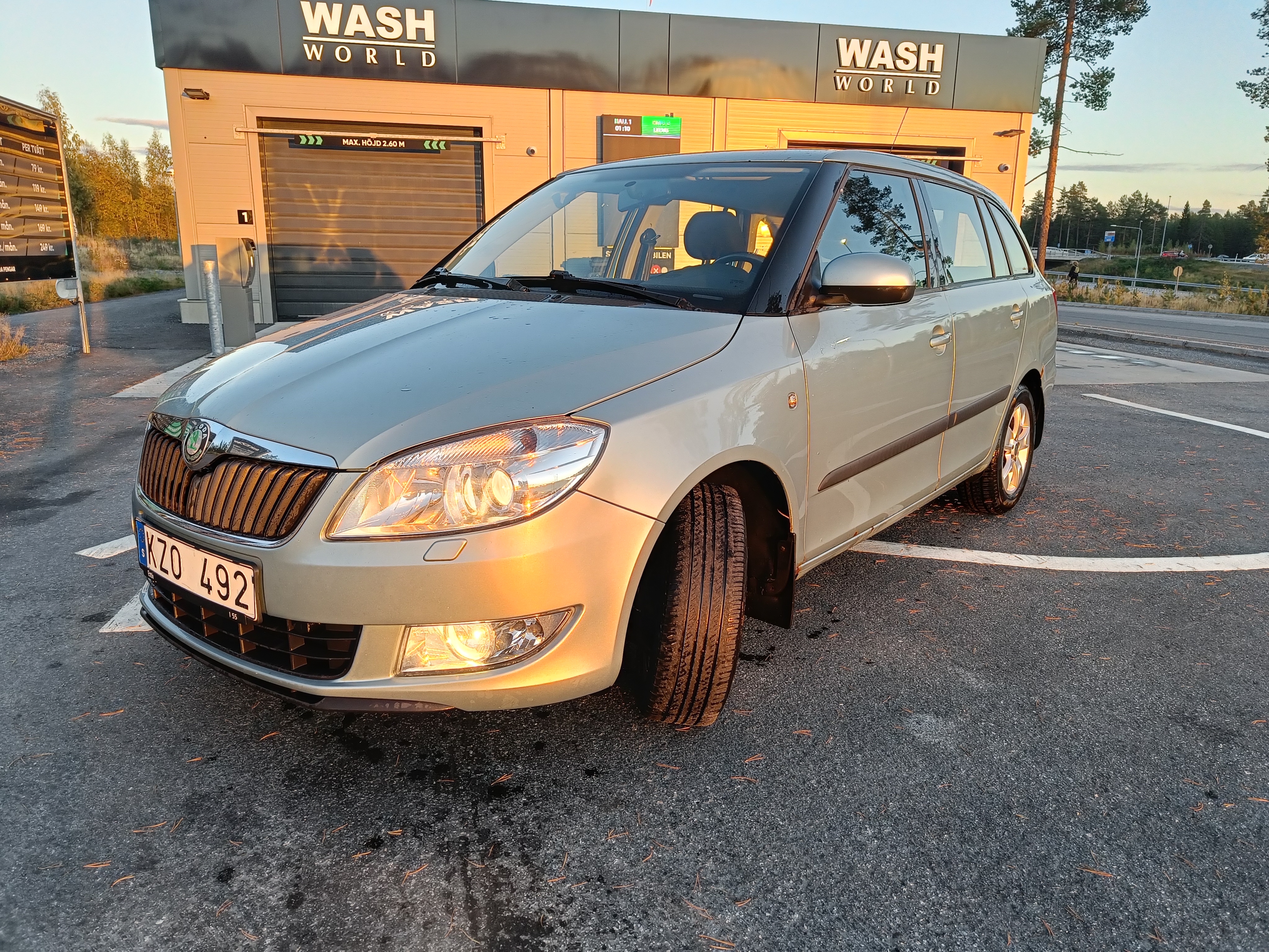 Skoda Fabia Kombi 1.2 TSI Manuell 2011, bild 3/9
