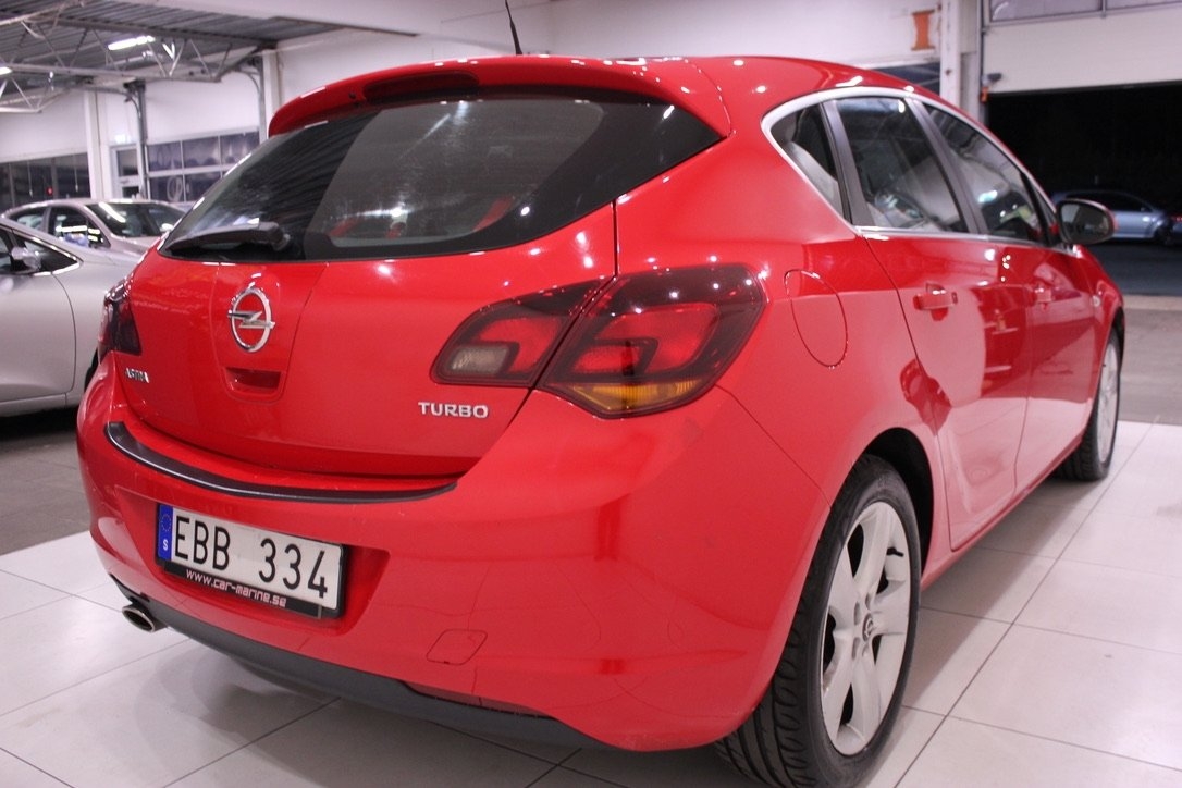 Opel Astra 2010, bild 7/10