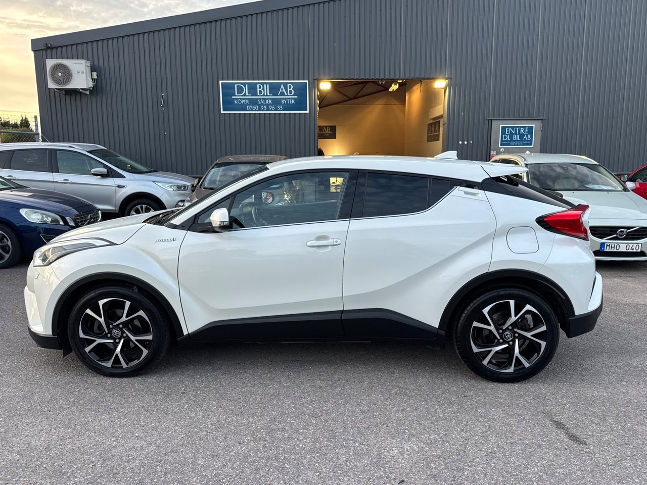 Toyota C-HR 2018, bild 5/38