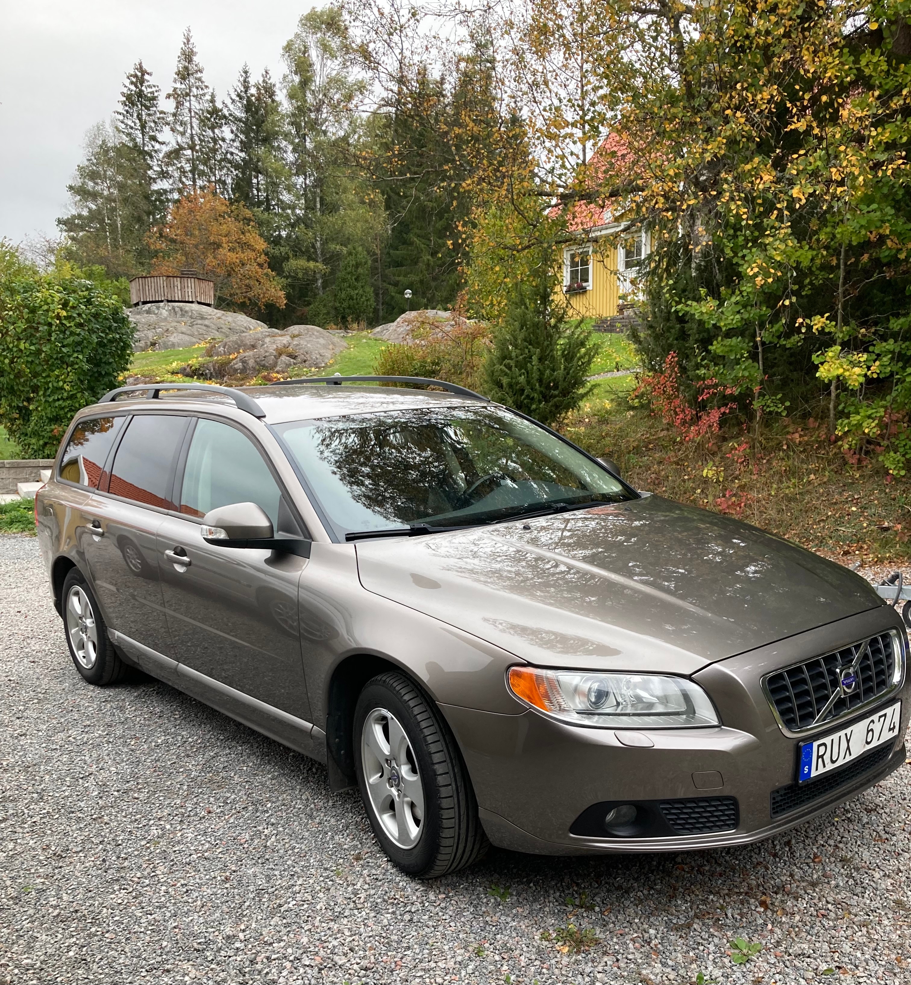 Volvo V70 Momentum 2008, bild 4/5