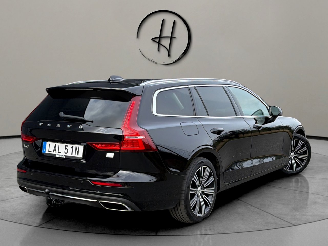 Volvo V60 2022, kuva 5/10