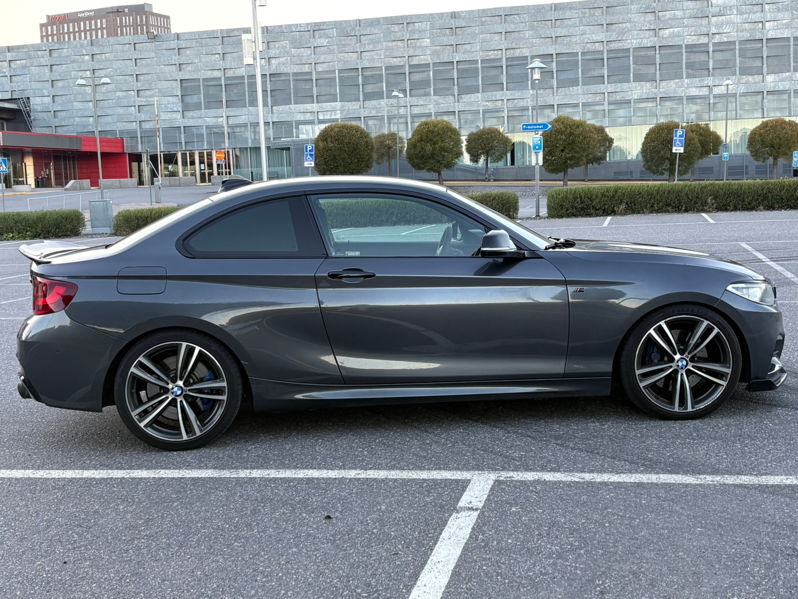 BMW M240i xDrive Coupé 2017, bild 2/10