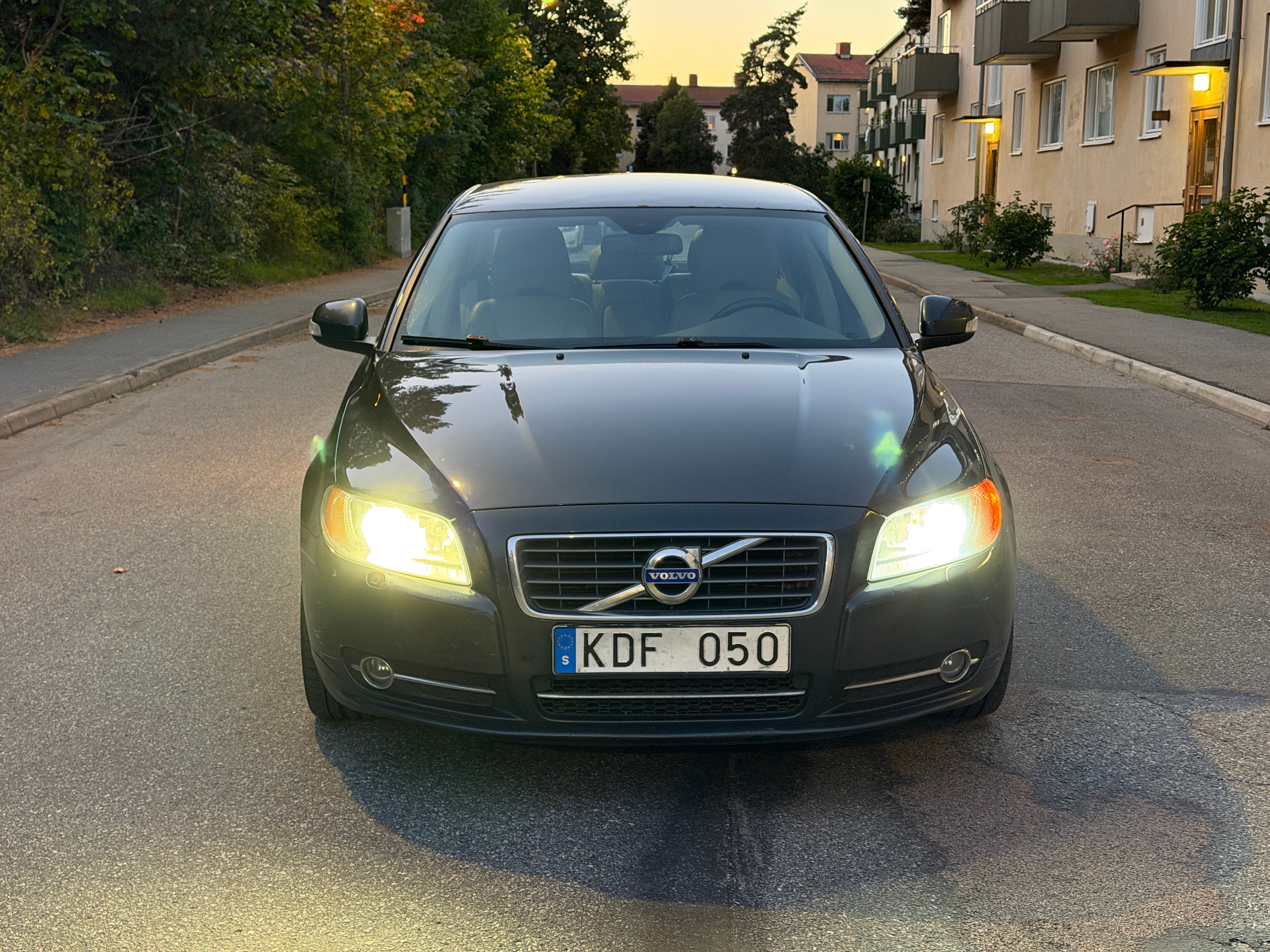 Volvo S80 2.4D Geartronic 2010, photo 3/10