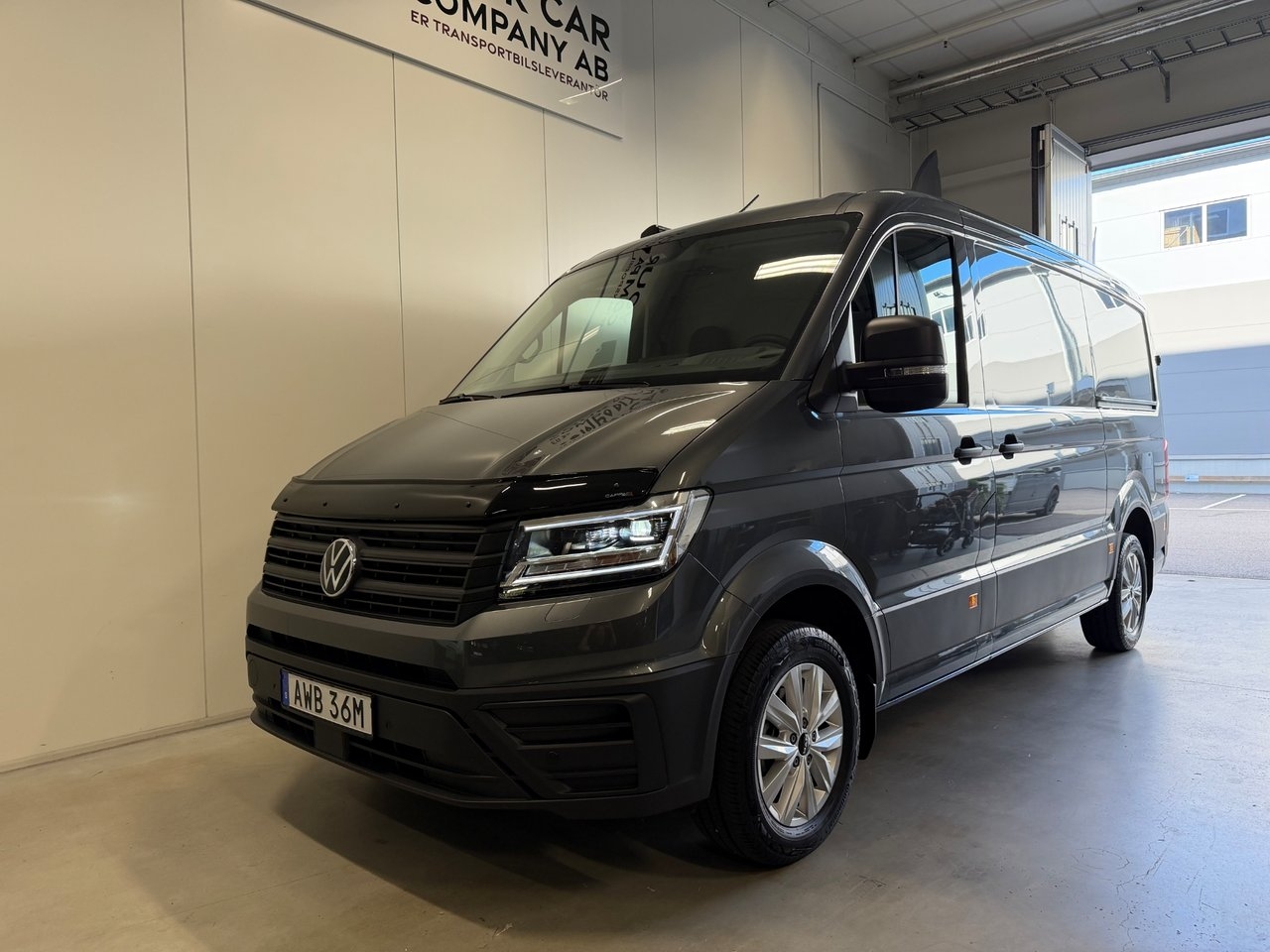 Volkswagen Crafter 2026, photo 2/10