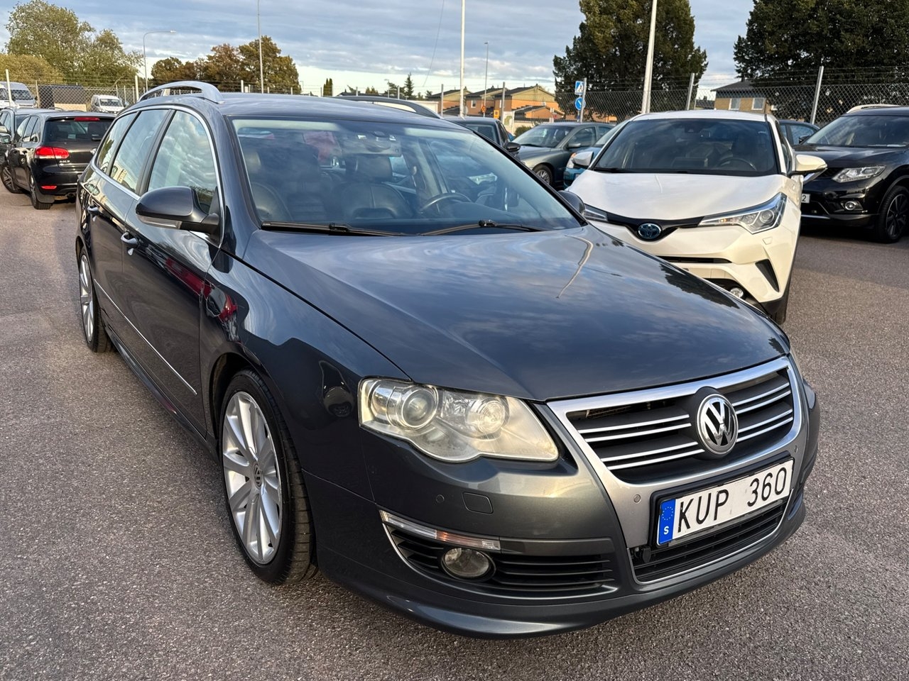 Volkswagen Passat 2010, bild 3/10
