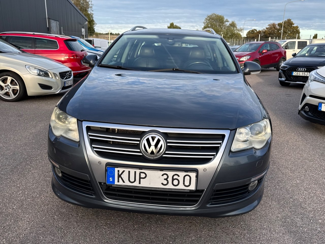 Volkswagen Passat 2010, bild 5/10
