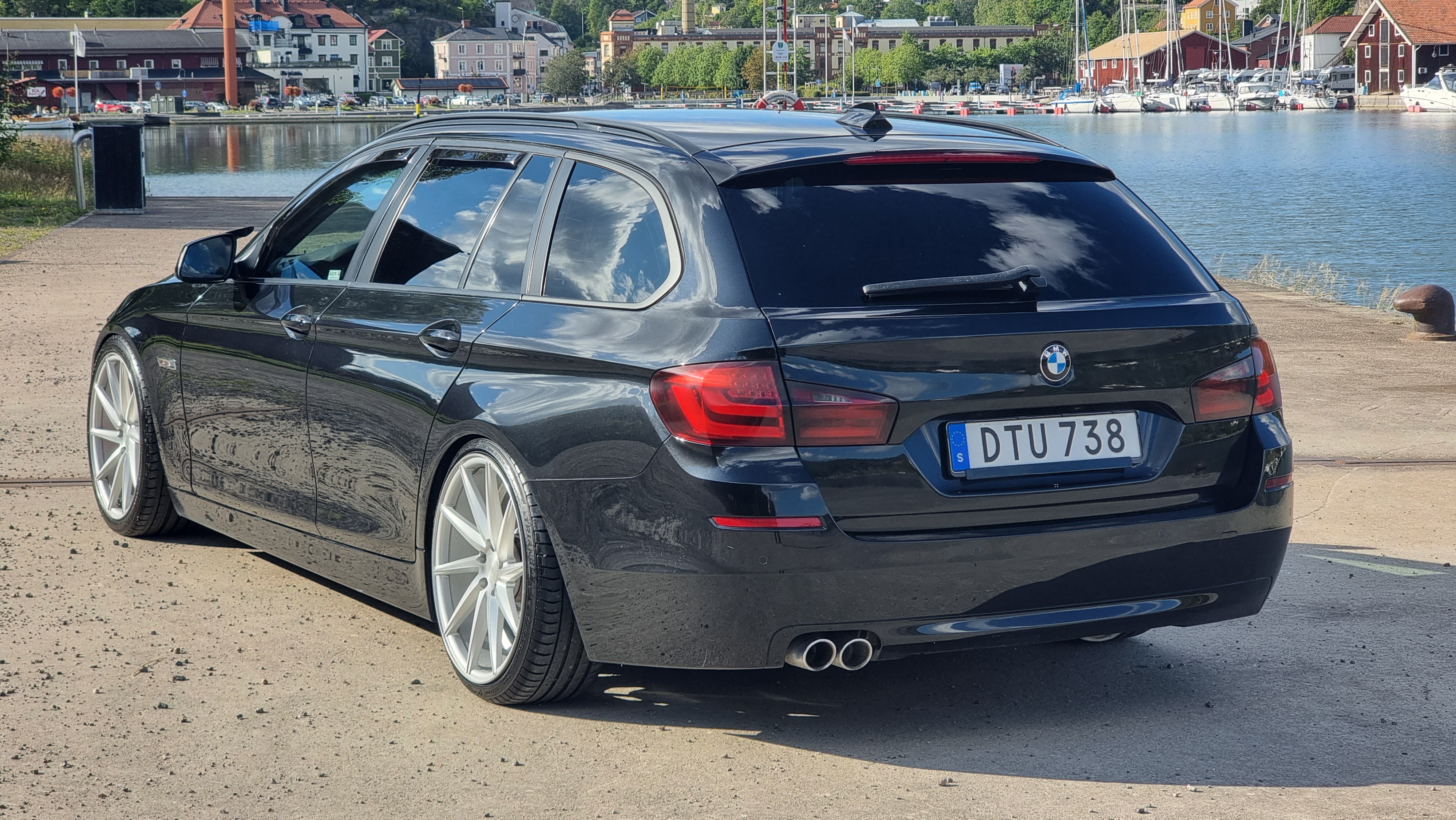 BMW 520 d Touring Steptronic 2012, kuva 4/7