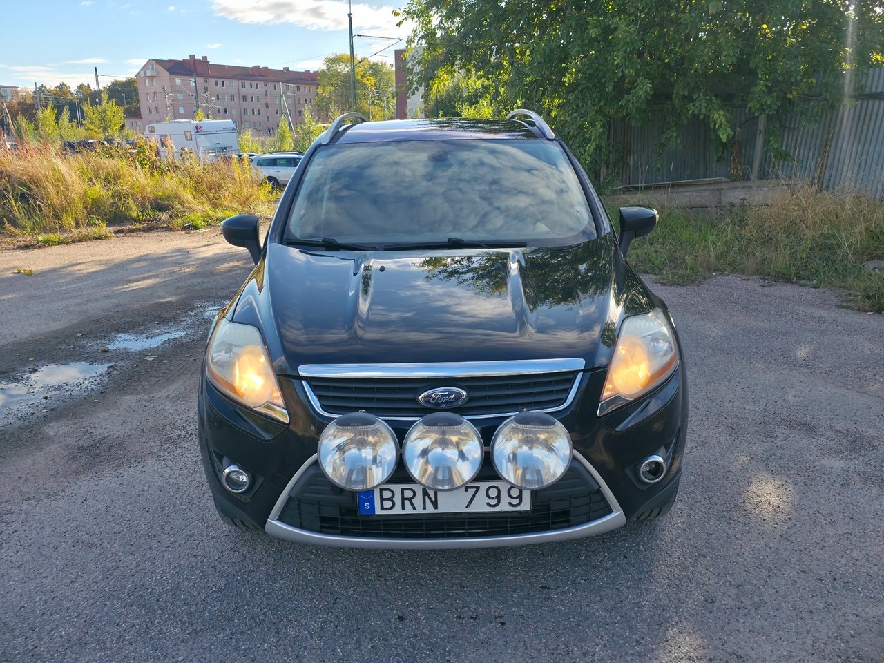Ford Kuga 2011, bild 2/10