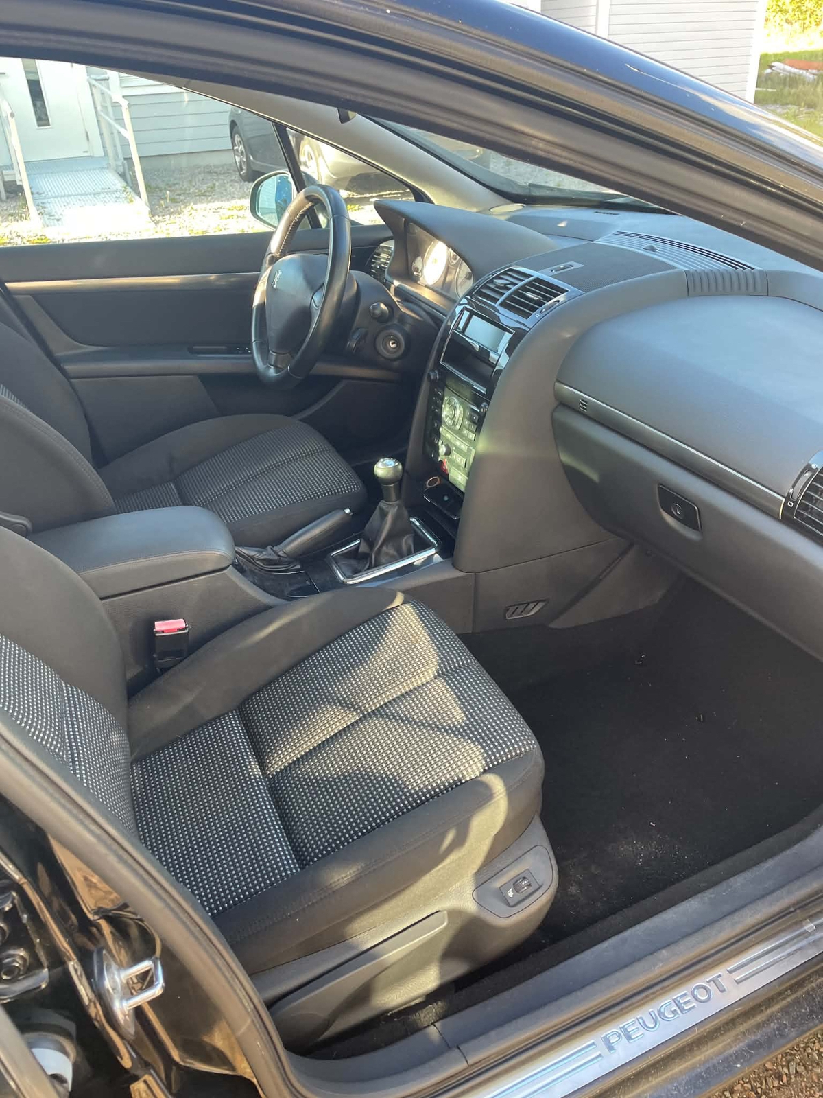 Peugeot 407 SW 1.6 HDi Manuell 2010, bild 5/7