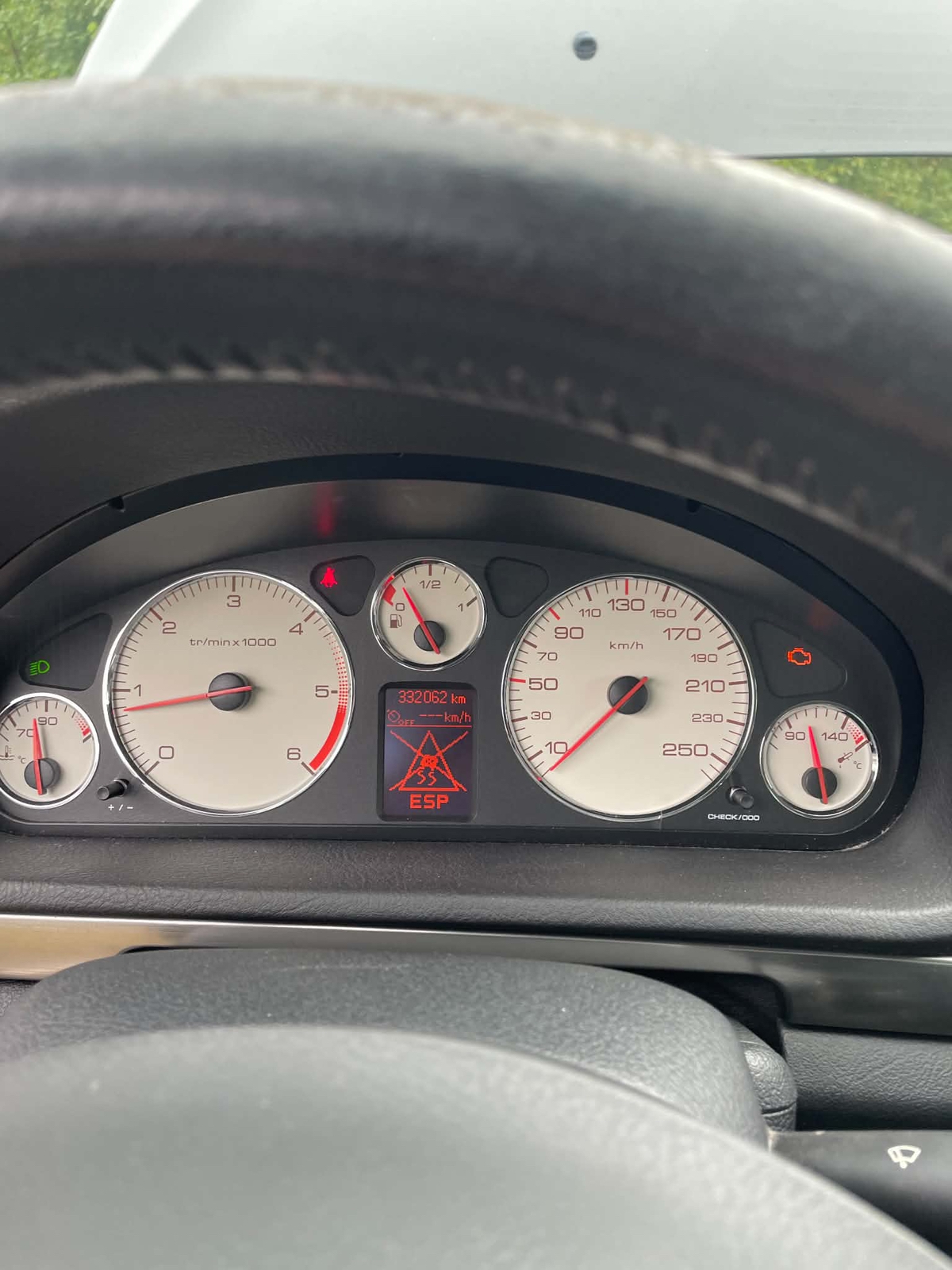 Peugeot 407 SW 1.6 HDi Manuell 2010, bild 4/7