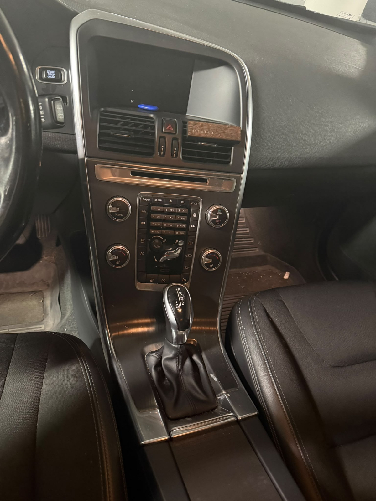 Volvo XC60 D4 Geartronic 2016, bild 6/8