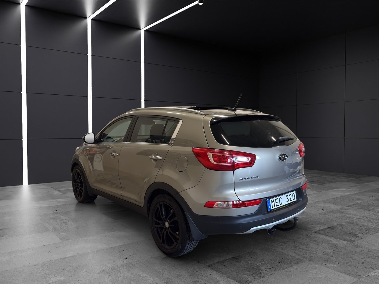 Kia Sportage 2.0 CRDi AWD EX Euro 5 2012, photo 4/10