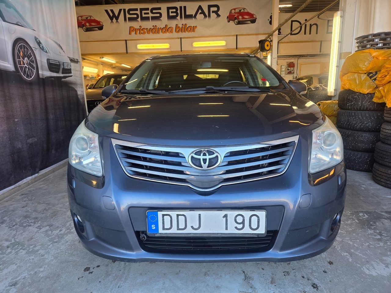 Toyota Avensis 2009, bild 2/10