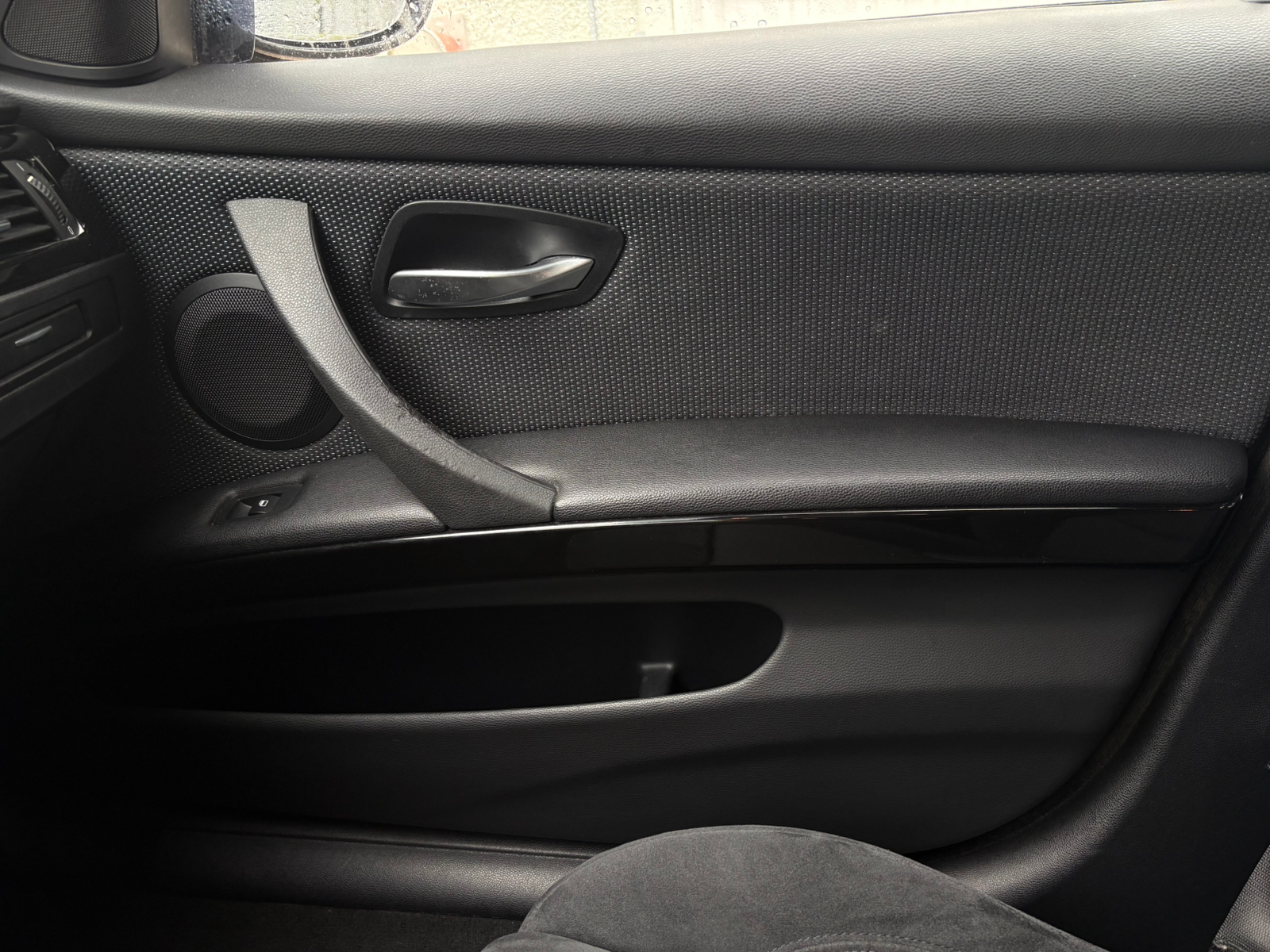 BMW 320 d M-sport, Steg 2 2010, photo 7/9