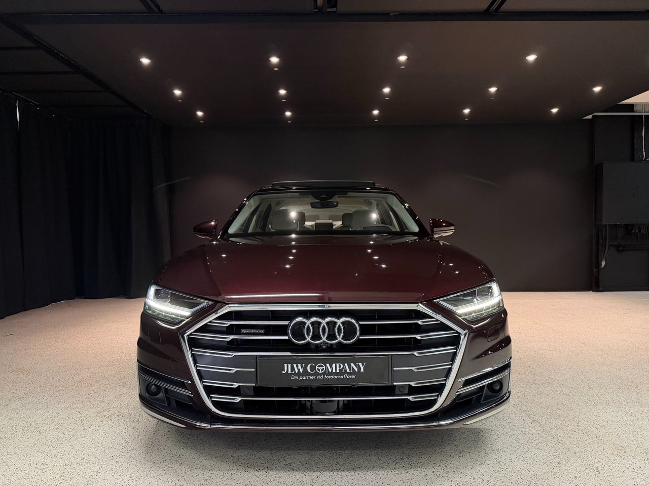 Audi A8 L 55 TFSI 2018, bild 2/10