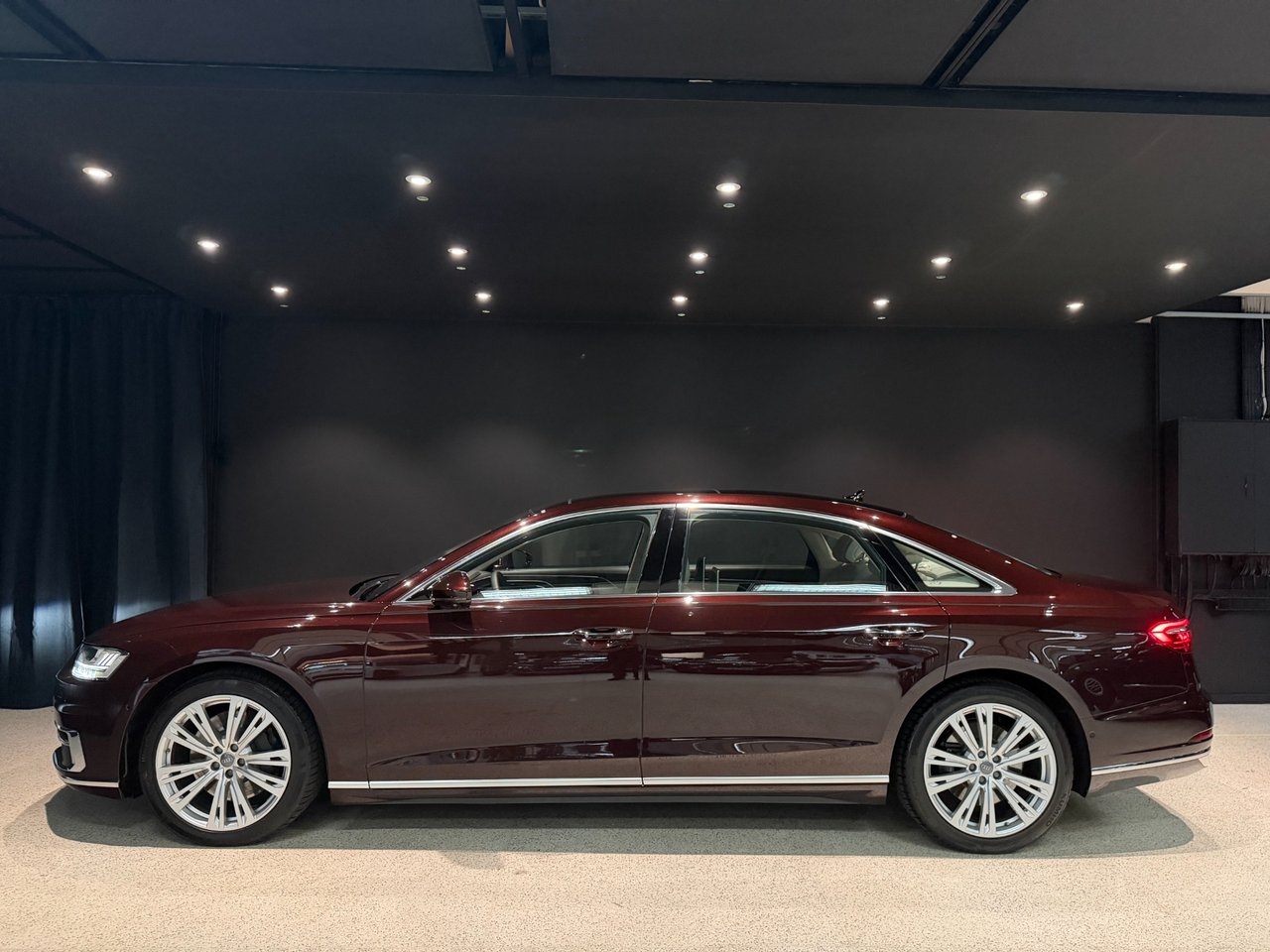 Audi A8 L 55 TFSI 2018, bild 3/10