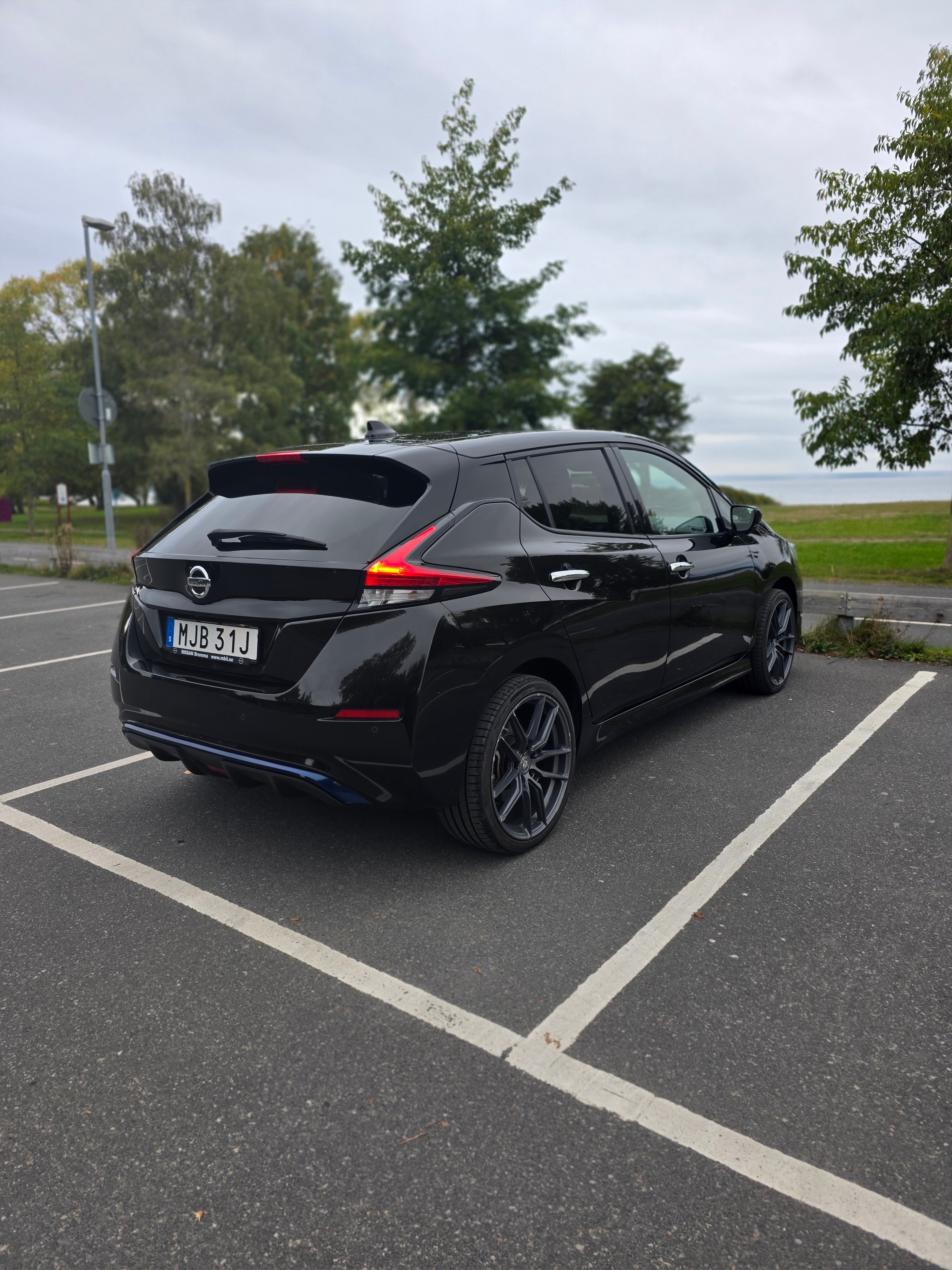 Nissan Leaf 217hk 62 kWh Tekna 2021, bild 4/10