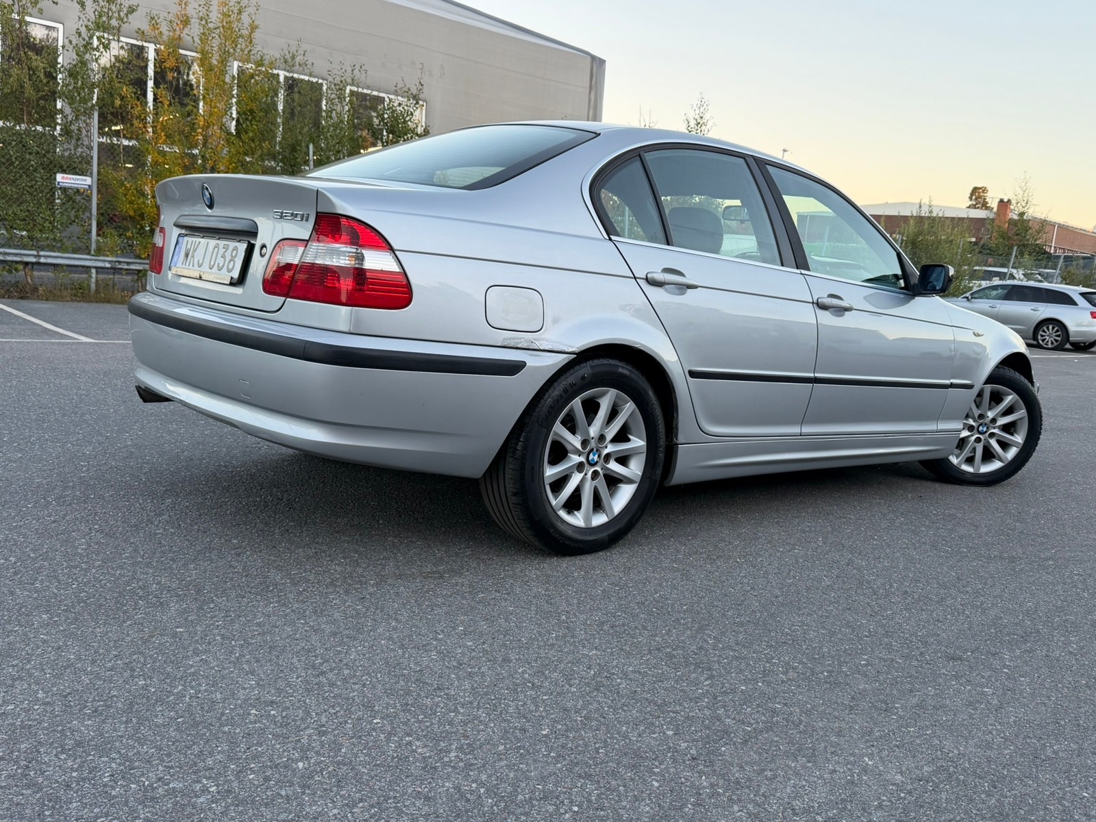 BMW 320 i Sedan Manuell 2005, bild 4/7