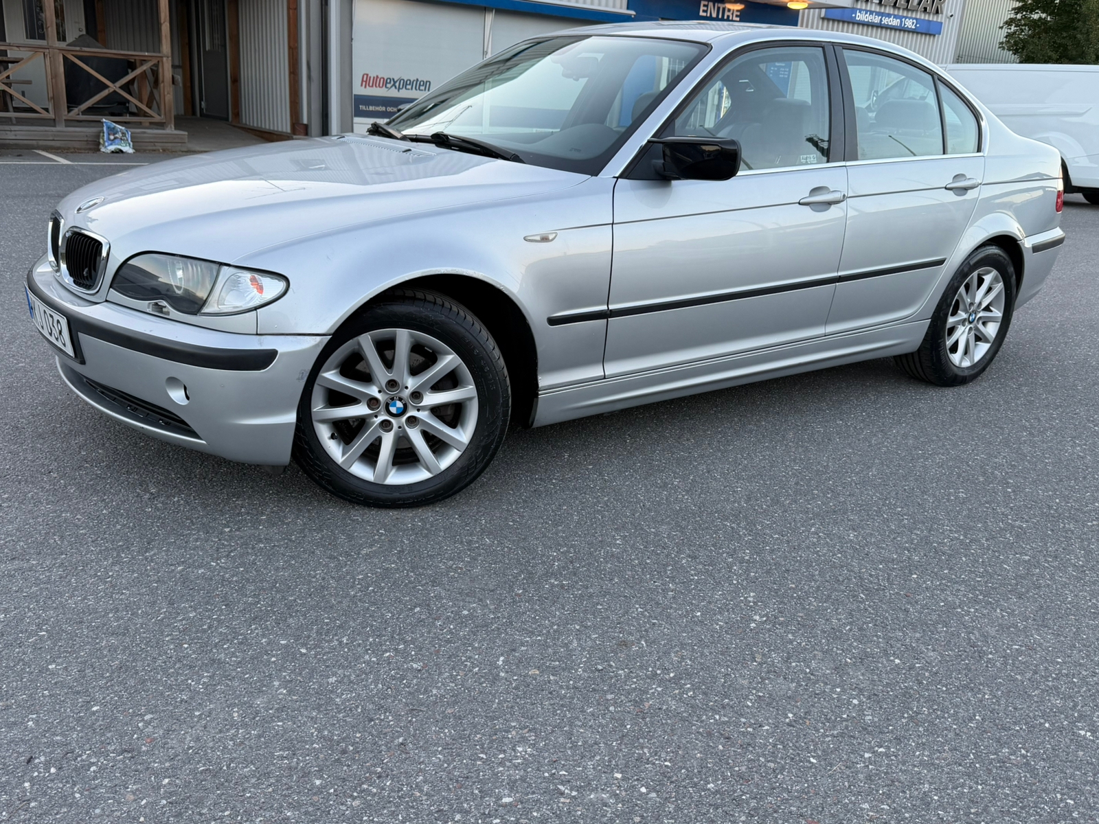 BMW 320