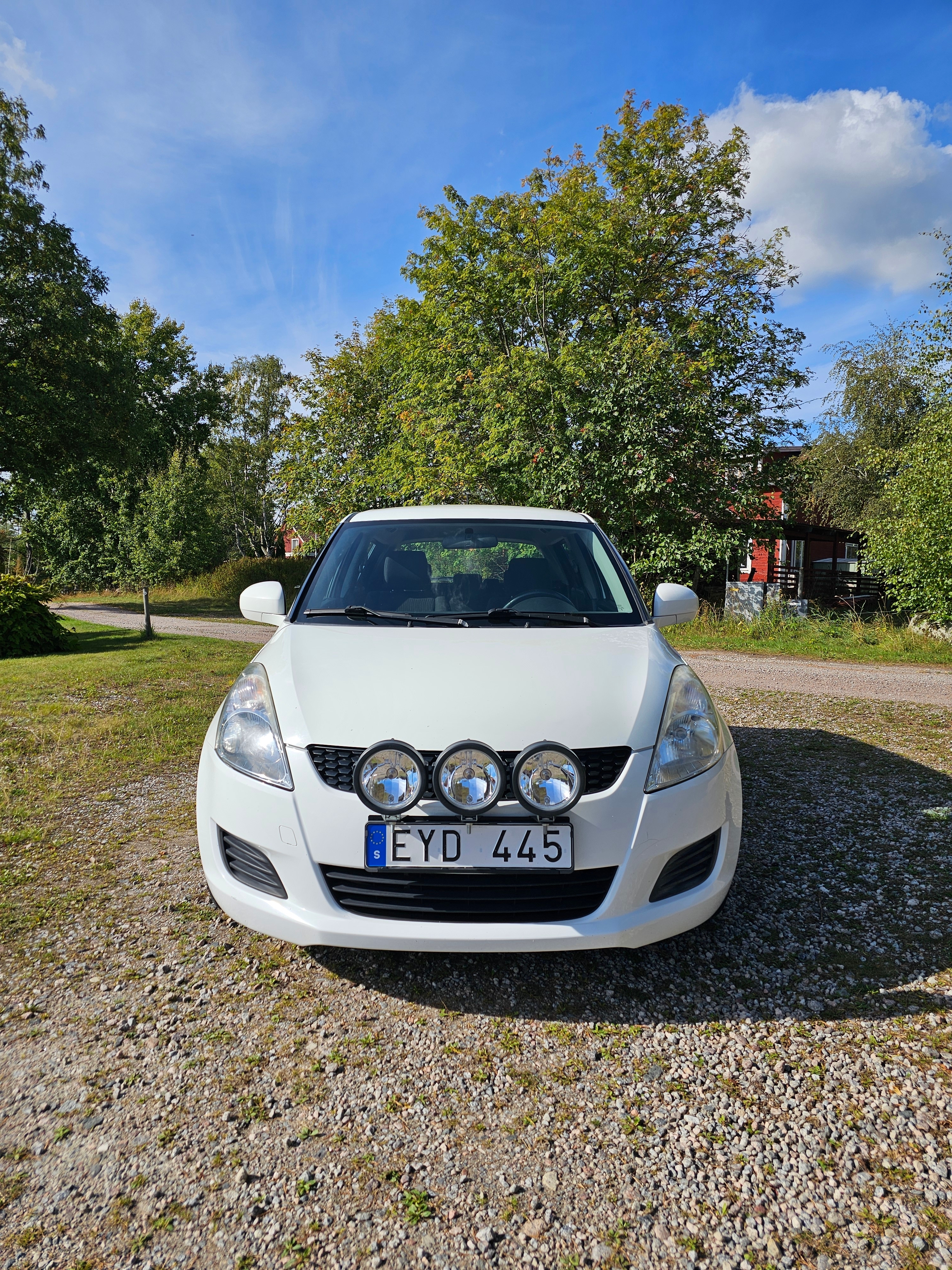 Suzuki Swift 2011, bild 3/5