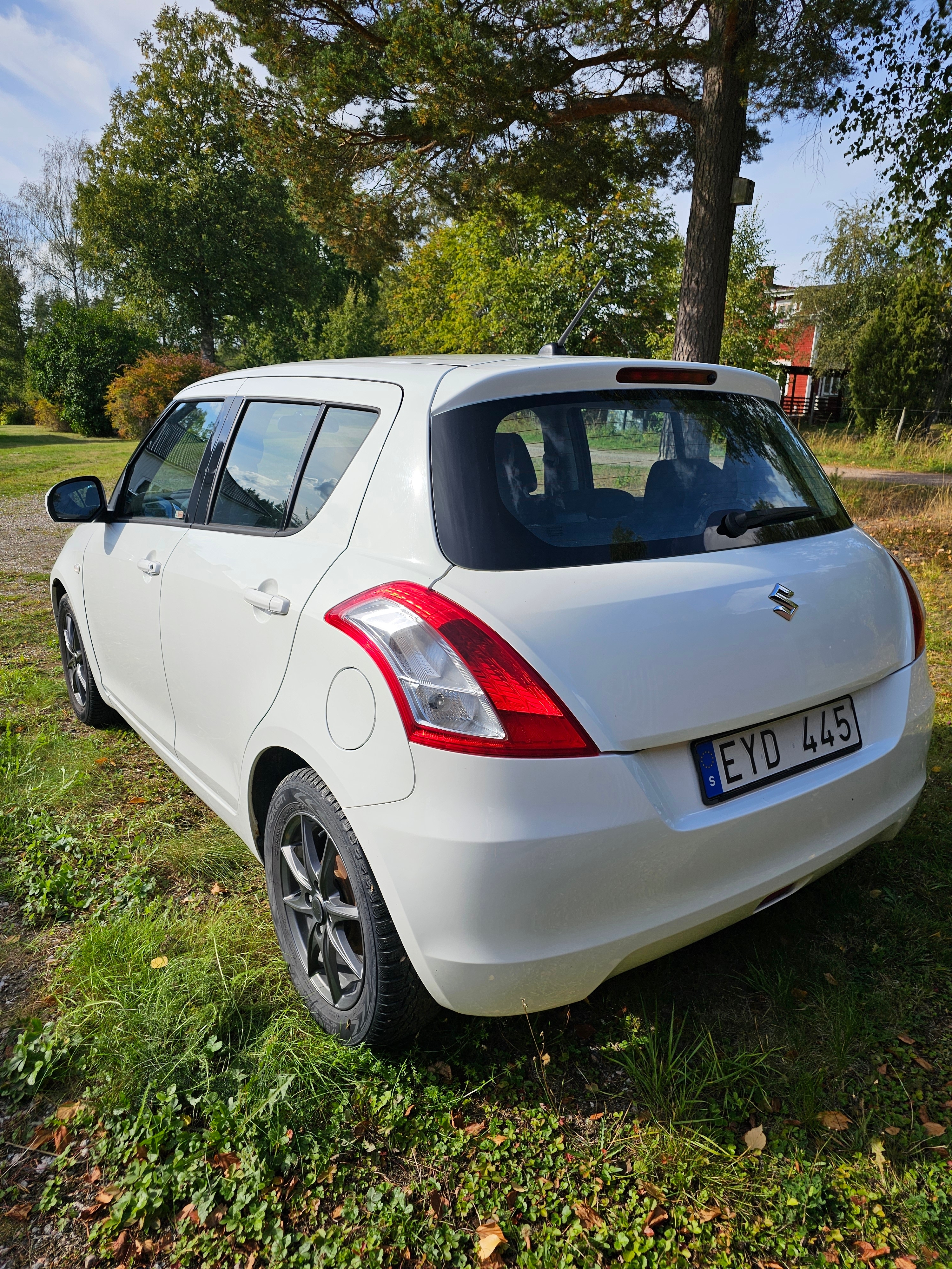 Suzuki Swift 2011, bild 5/5