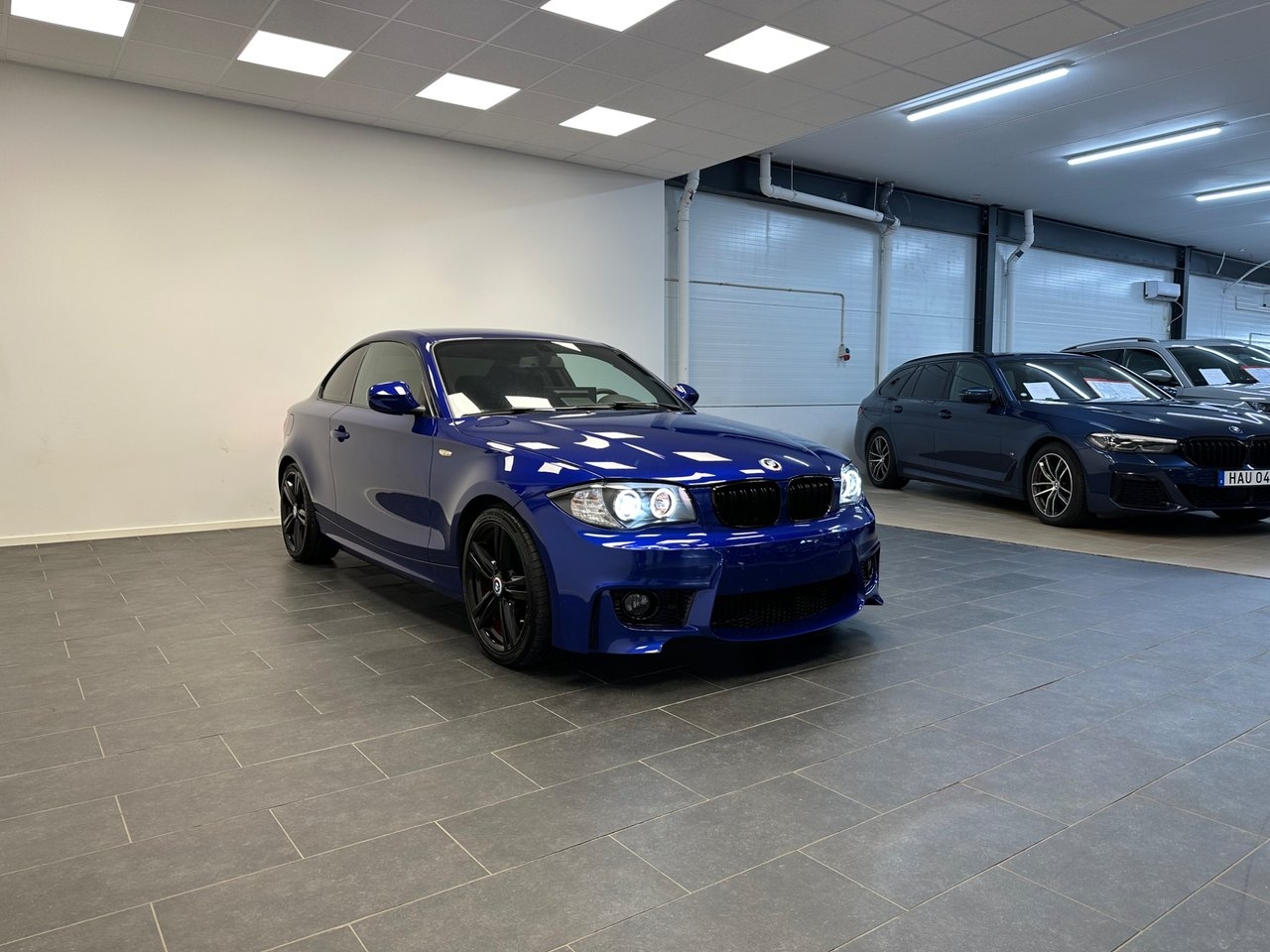 BMW 118 d Coupé Advantage 2011, kuva 6/10