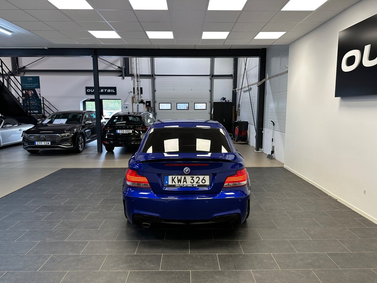 BMW 118 d Coupé Advantage 2011, kuva 7/10