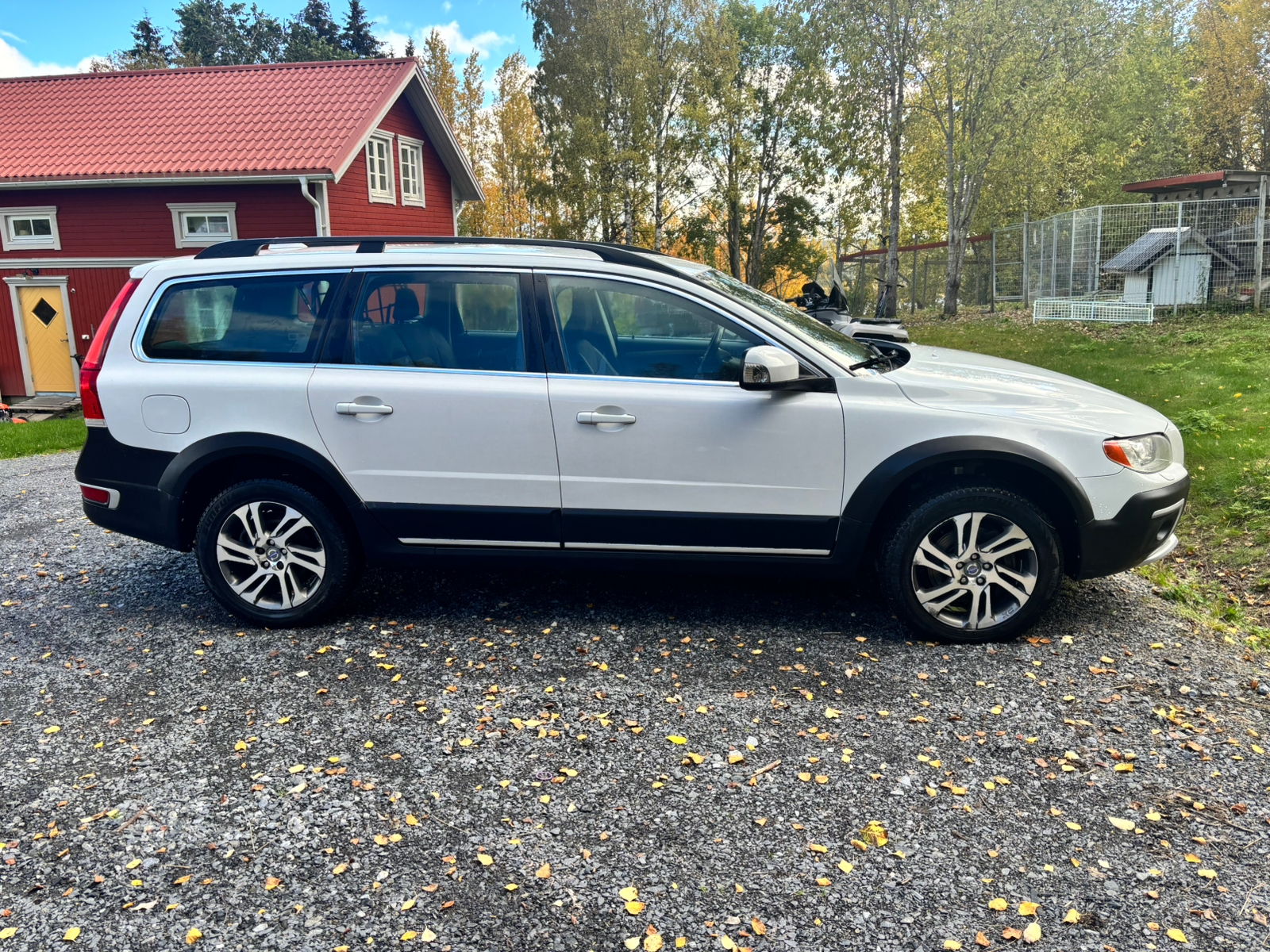 Volvo XC70 D4 AWD Geartronic 2014, bild 2/5
