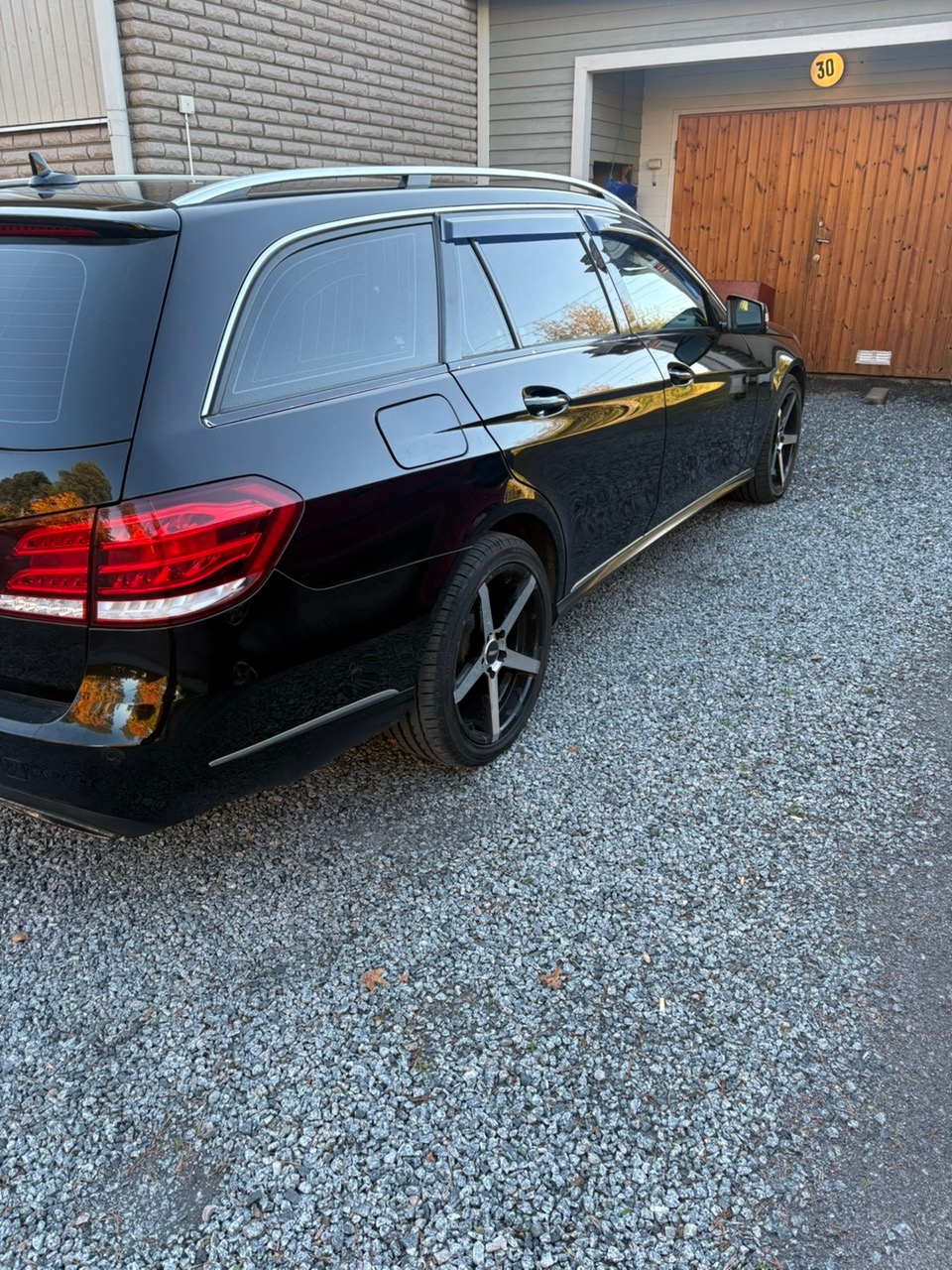 Mercedes-Benz E 2016, bild 3/8