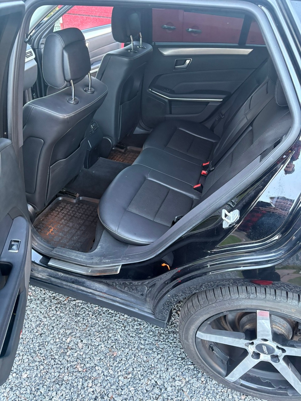 Mercedes-Benz E 2016, bild 7/8