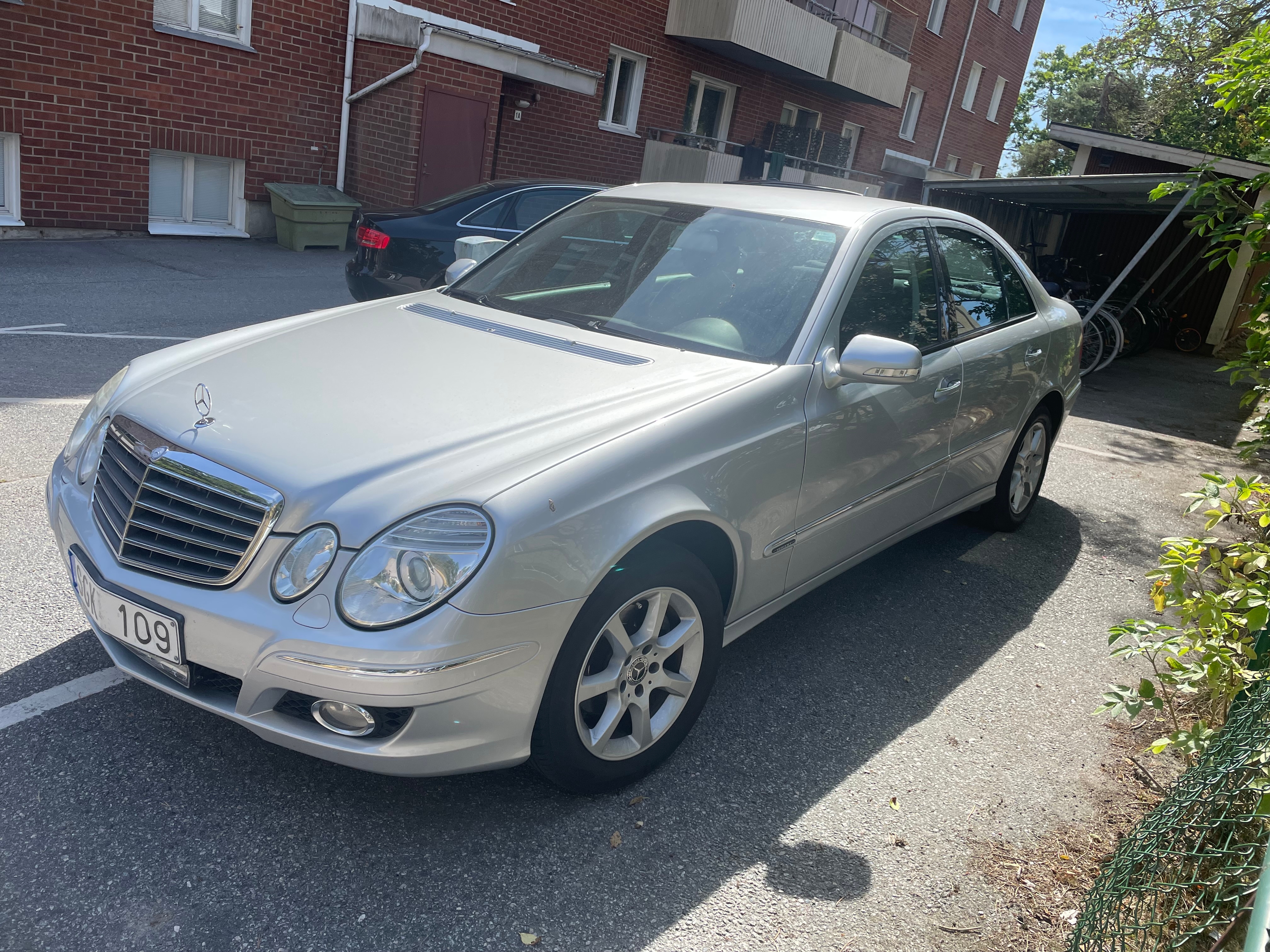 Mercedes-Benz E 200 Kompressor 5G-Tronic 2007, bild 4/10