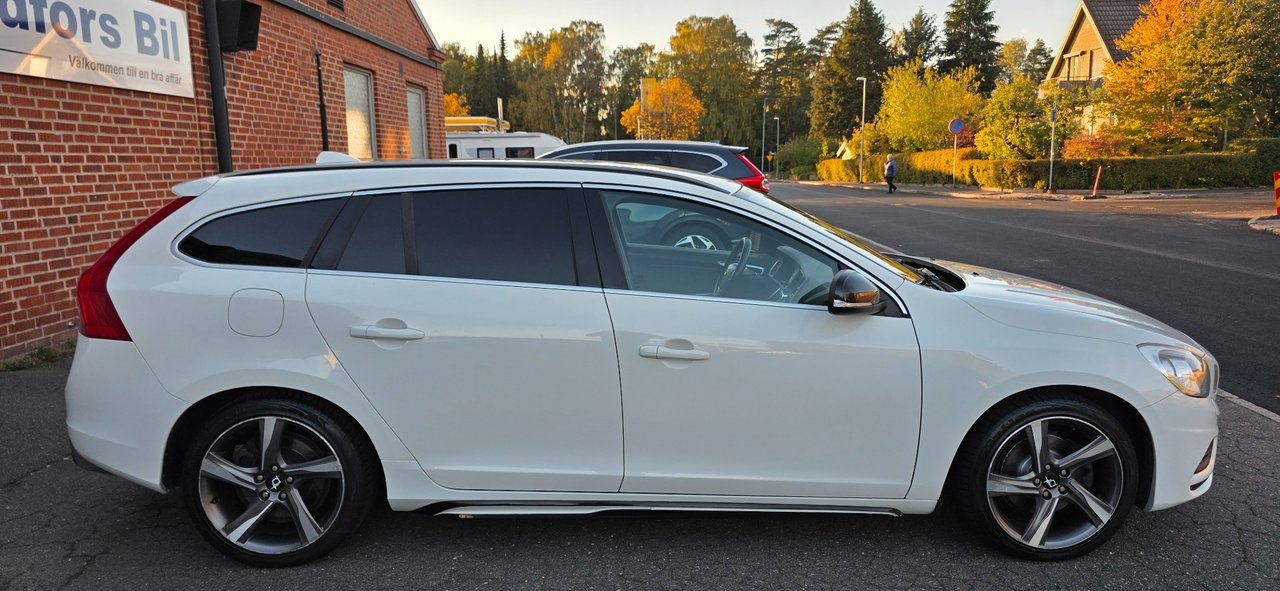 Volvo V60 2013, bild 6/10