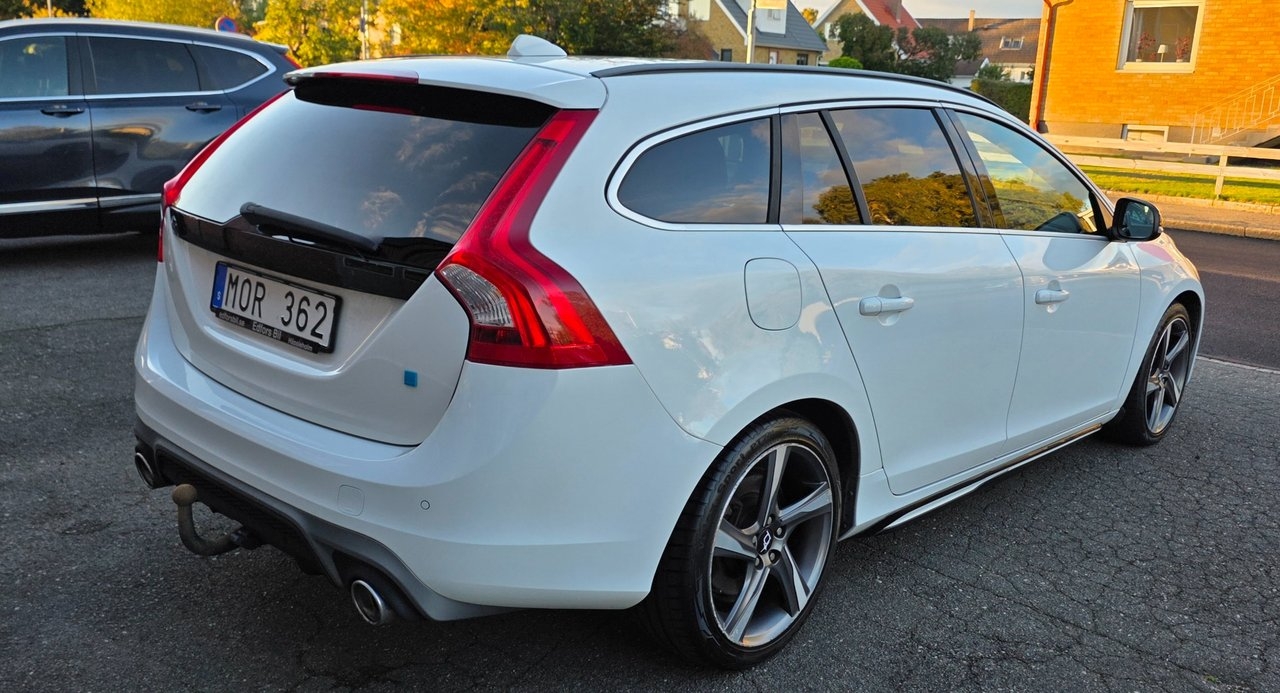 Volvo V60 2013, bild 7/10