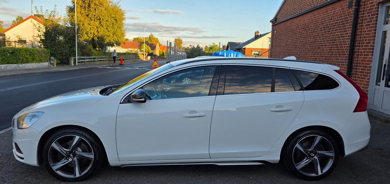 Volvo V60 2013, bild 2/10