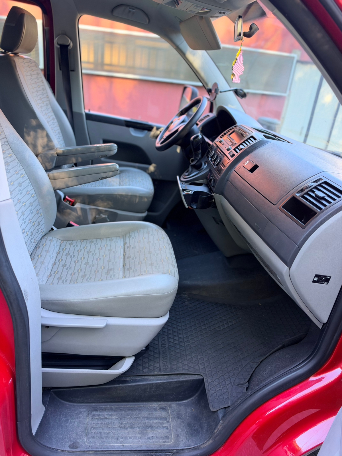 Volkswagen Transporter 2014, bild 7/10