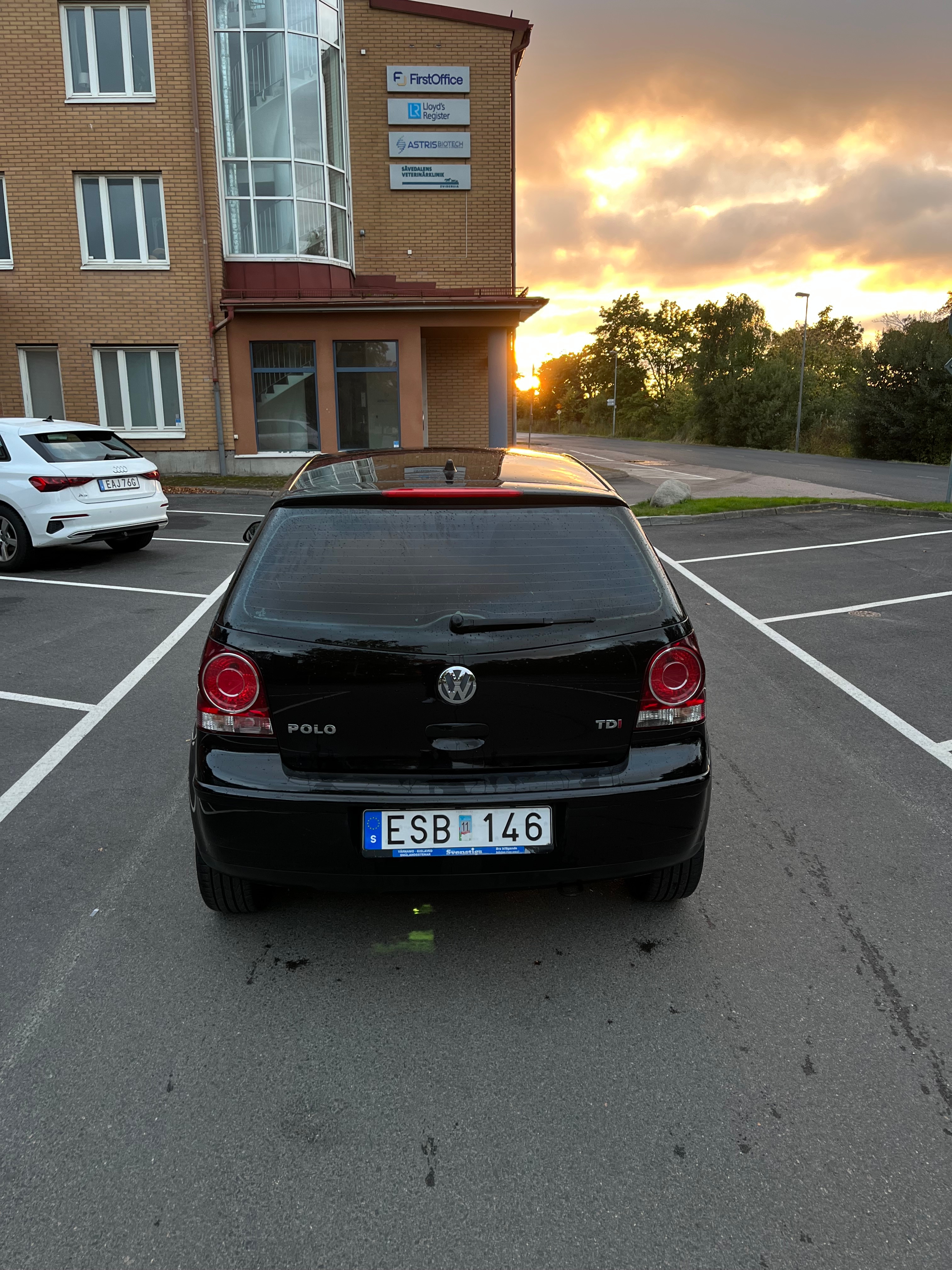Volkswagen Polo 2008, kuva 4/5